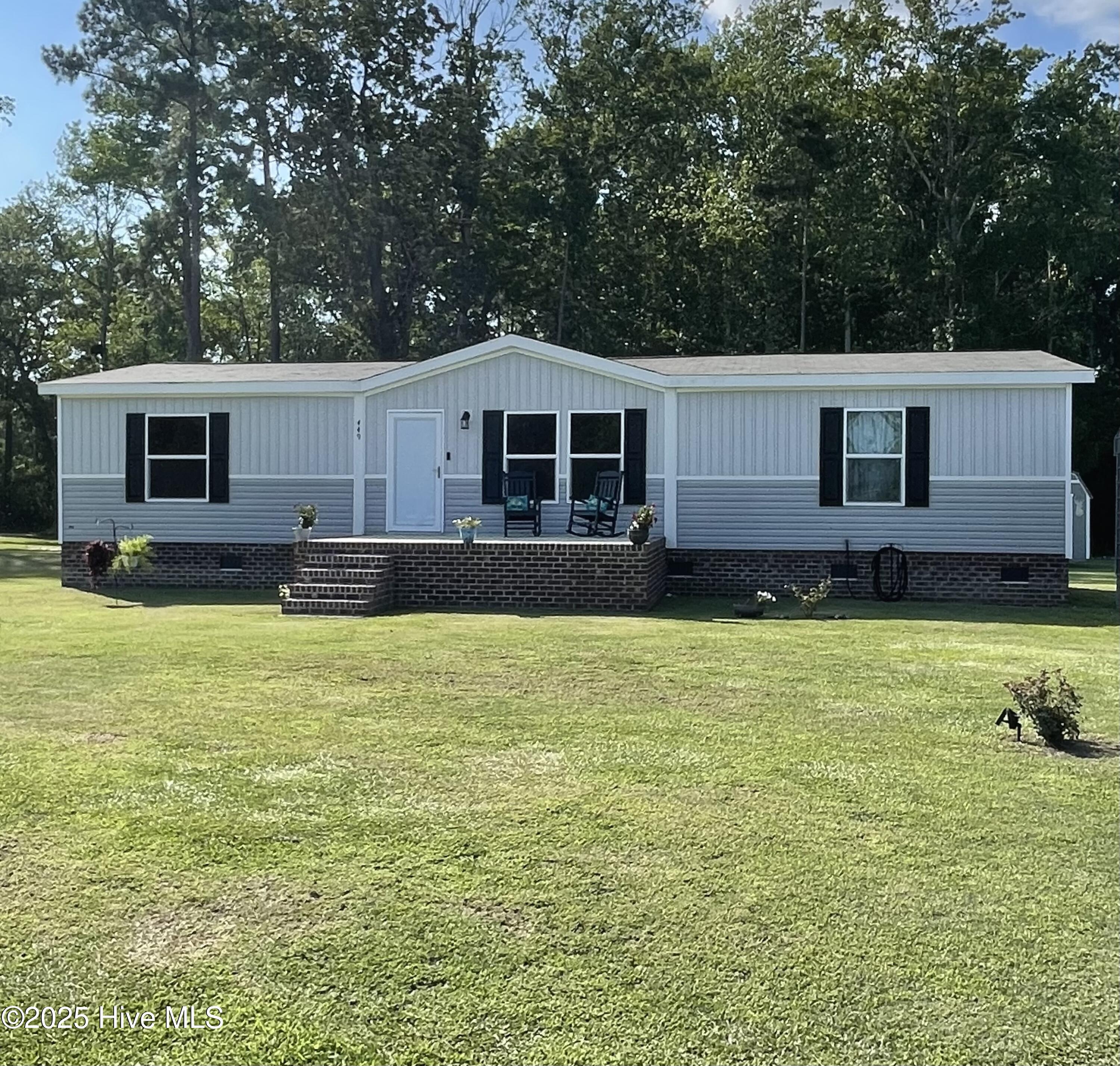 449 Doxie Lane