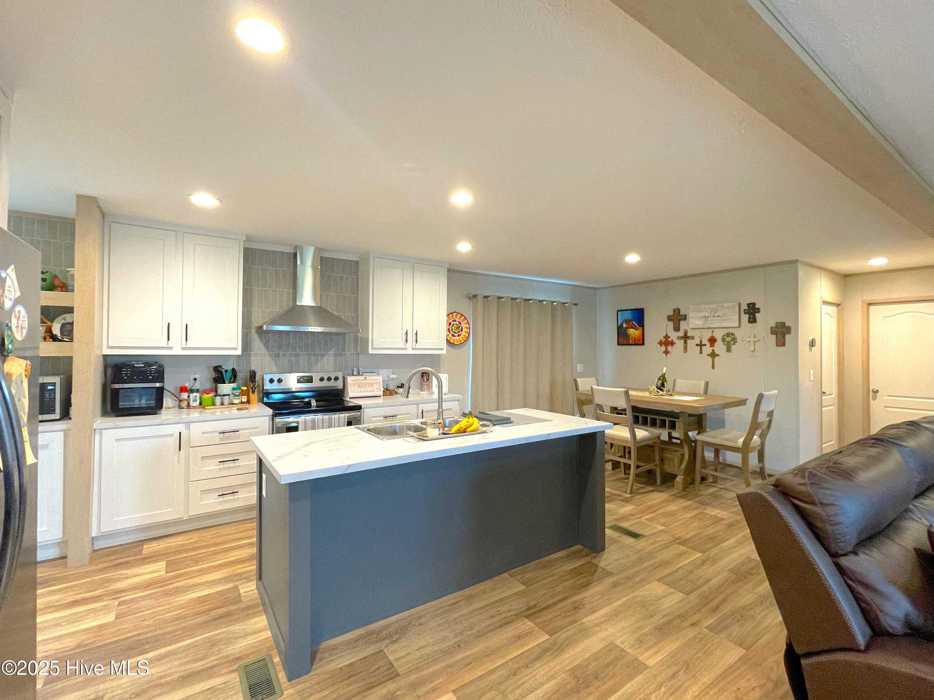 449 Doxie Lane