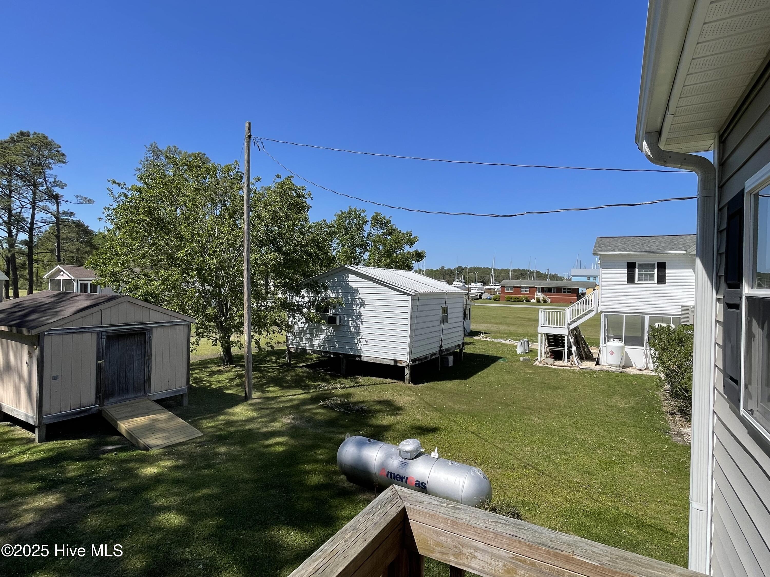 469 Lamont Street