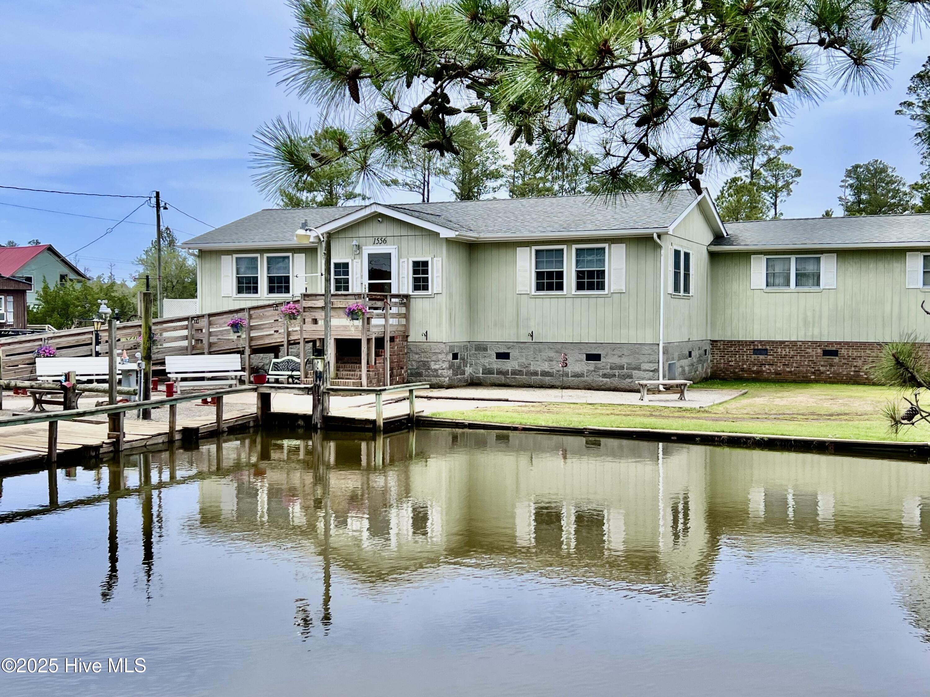 1556 Farrow Fork Road