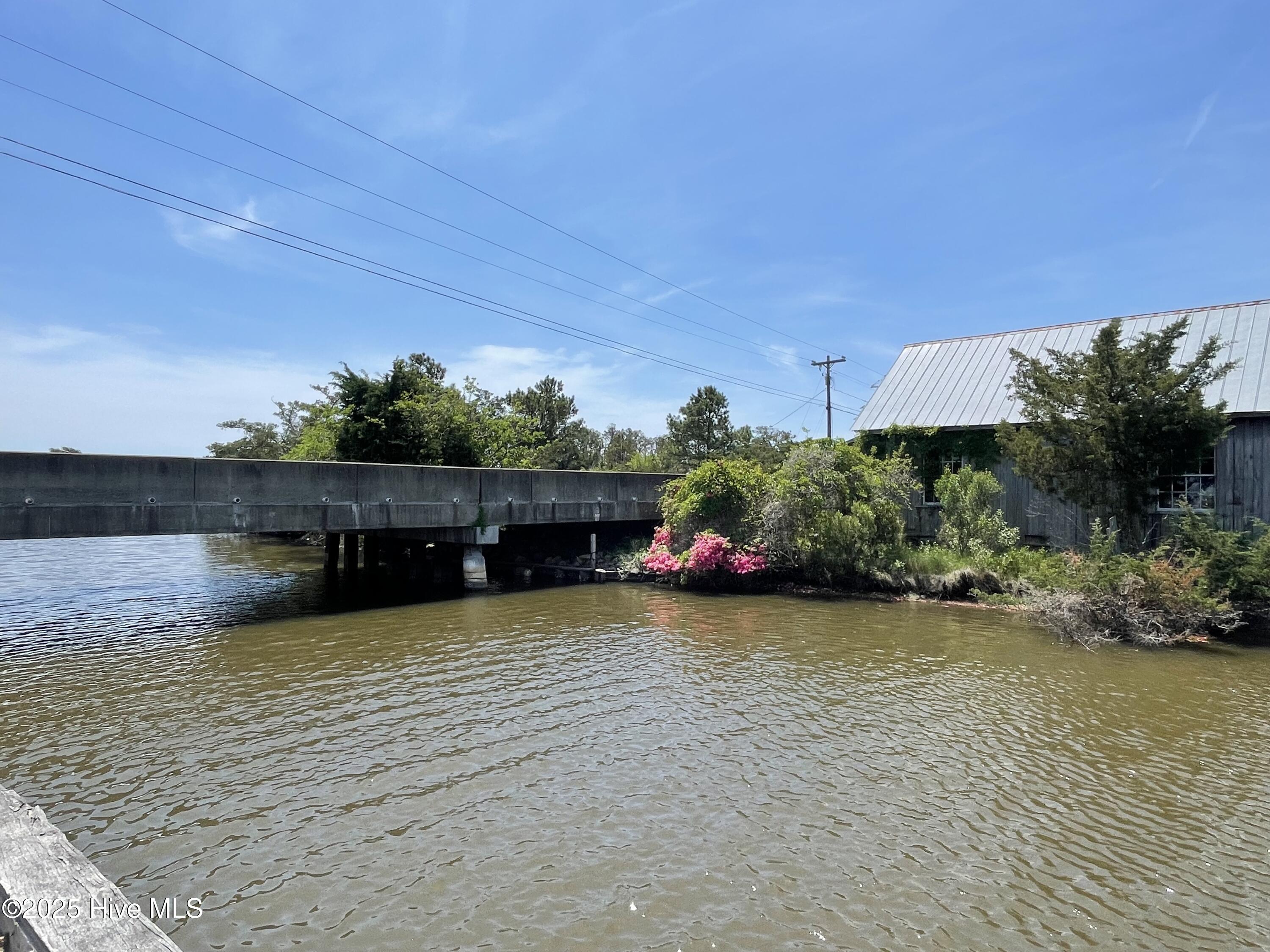 1556 Farrow Fork Road