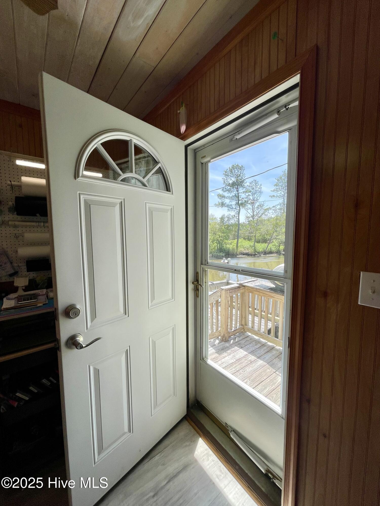 1556 Farrow Fork Road