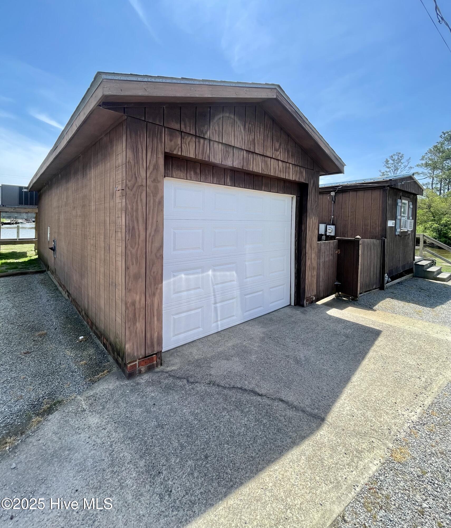 1556 Farrow Fork Road