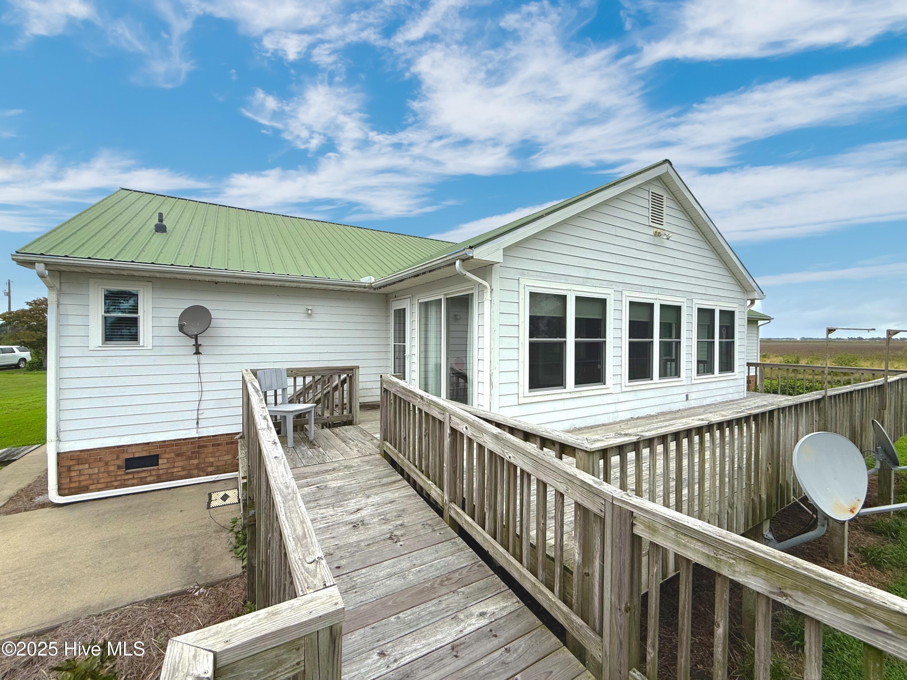 7760 Piney Woods Road