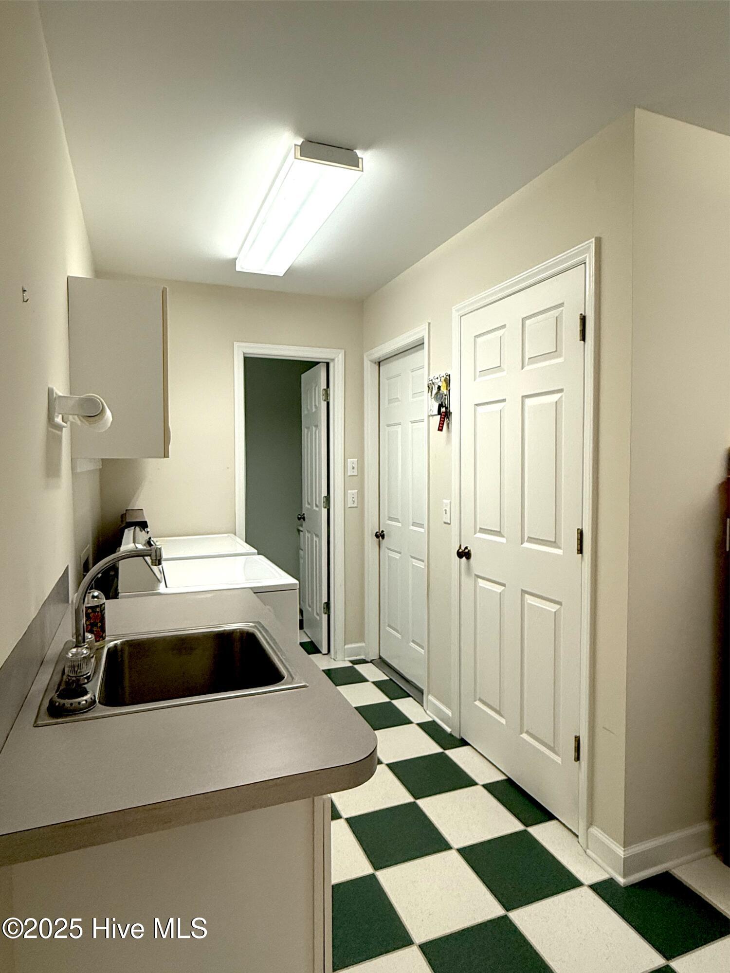 7760 Piney Woods Road