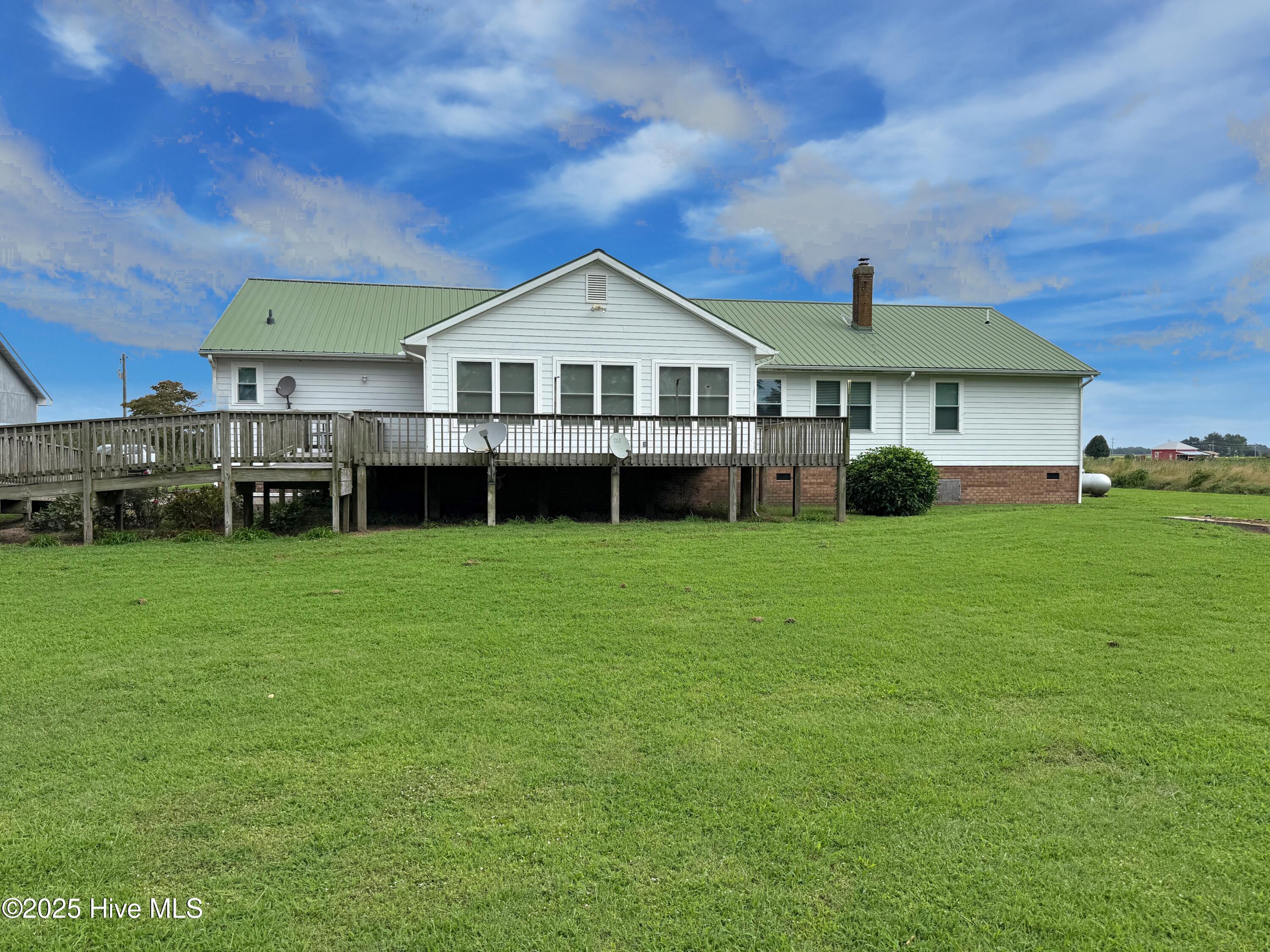 7760 Piney Woods Road