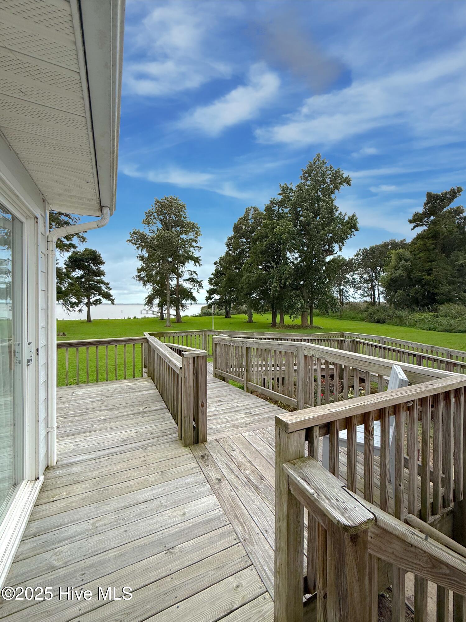 7760 Piney Woods Road