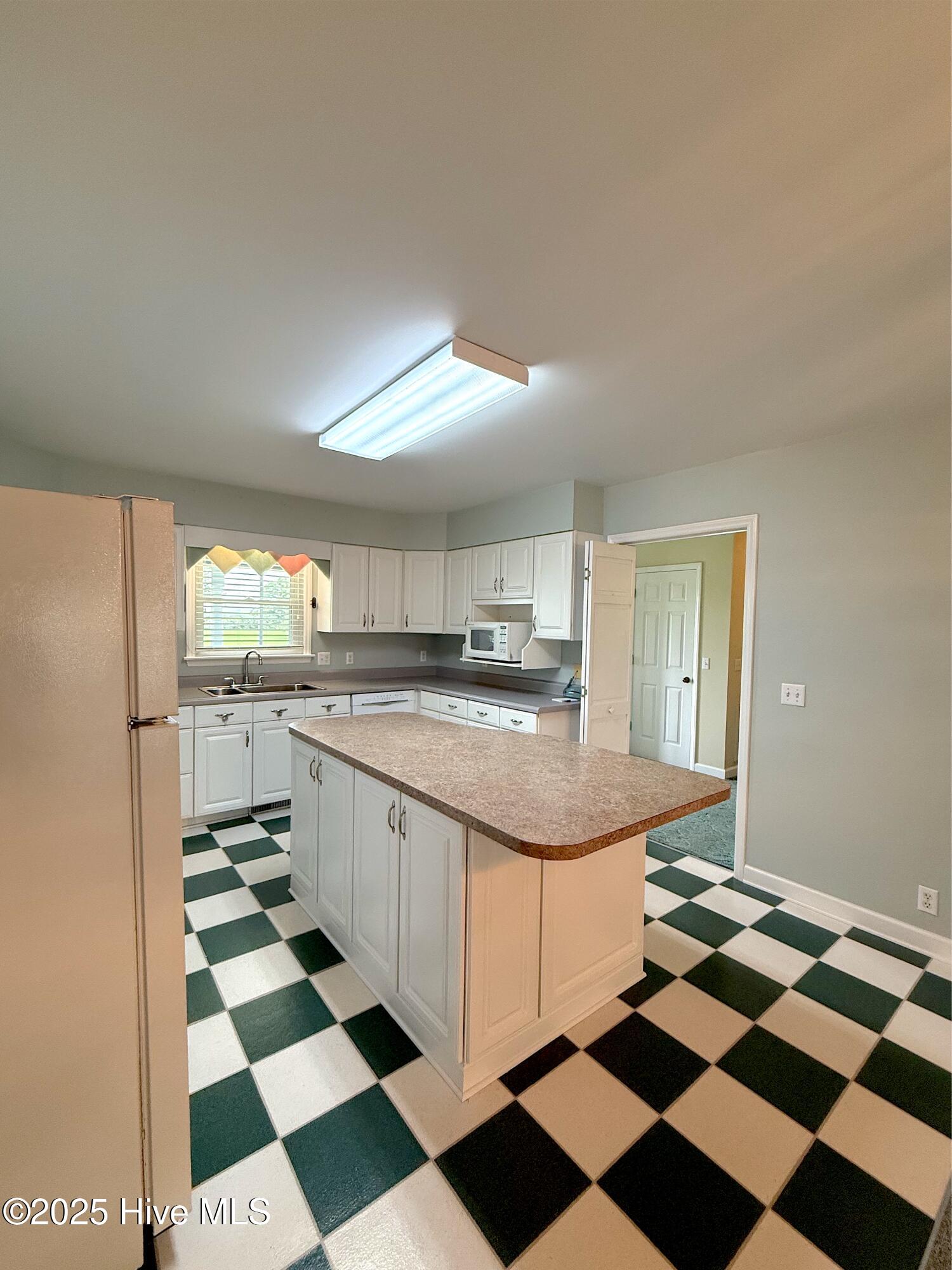 7760 Piney Woods Road