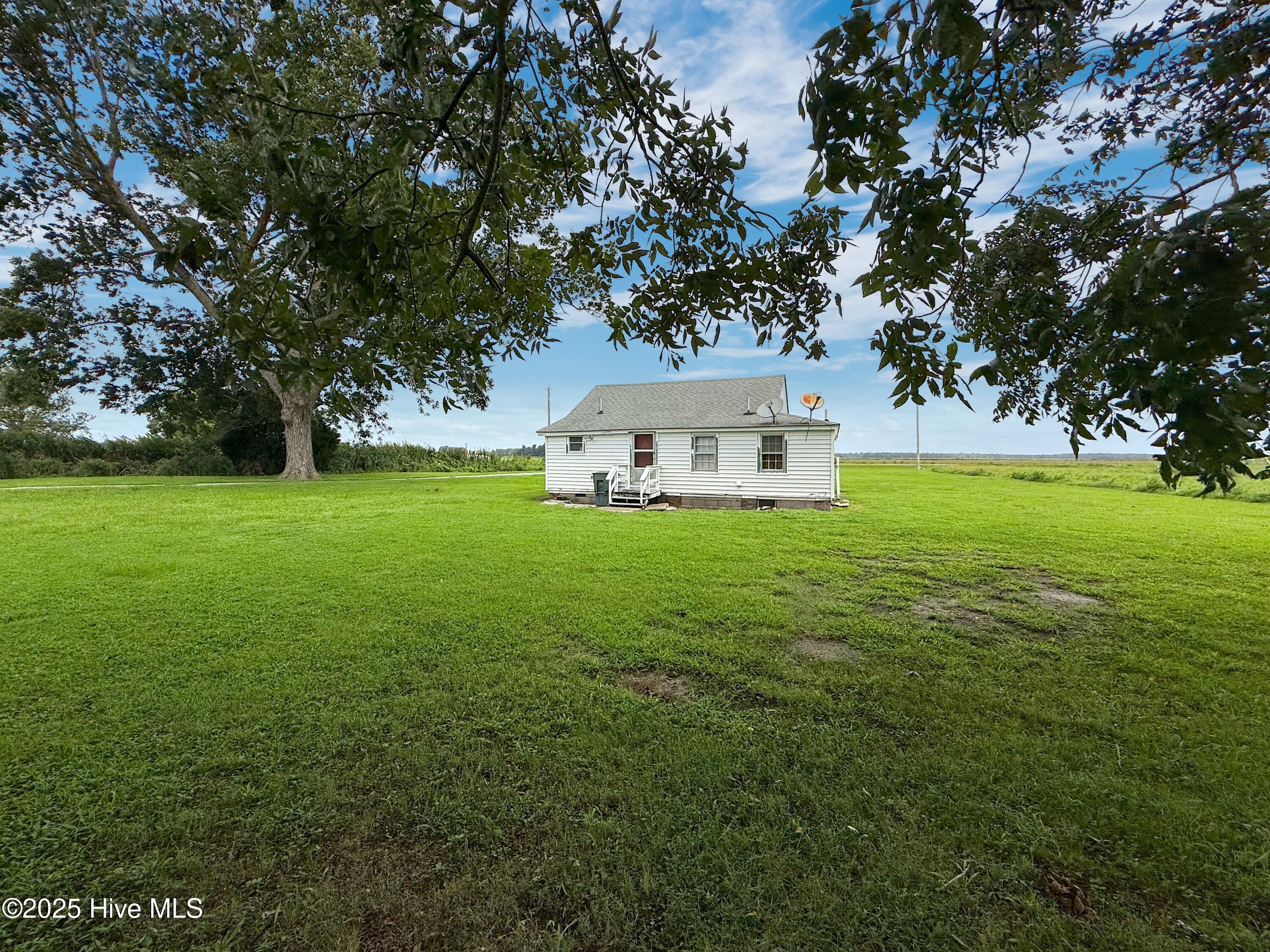 7760 Piney Woods Road