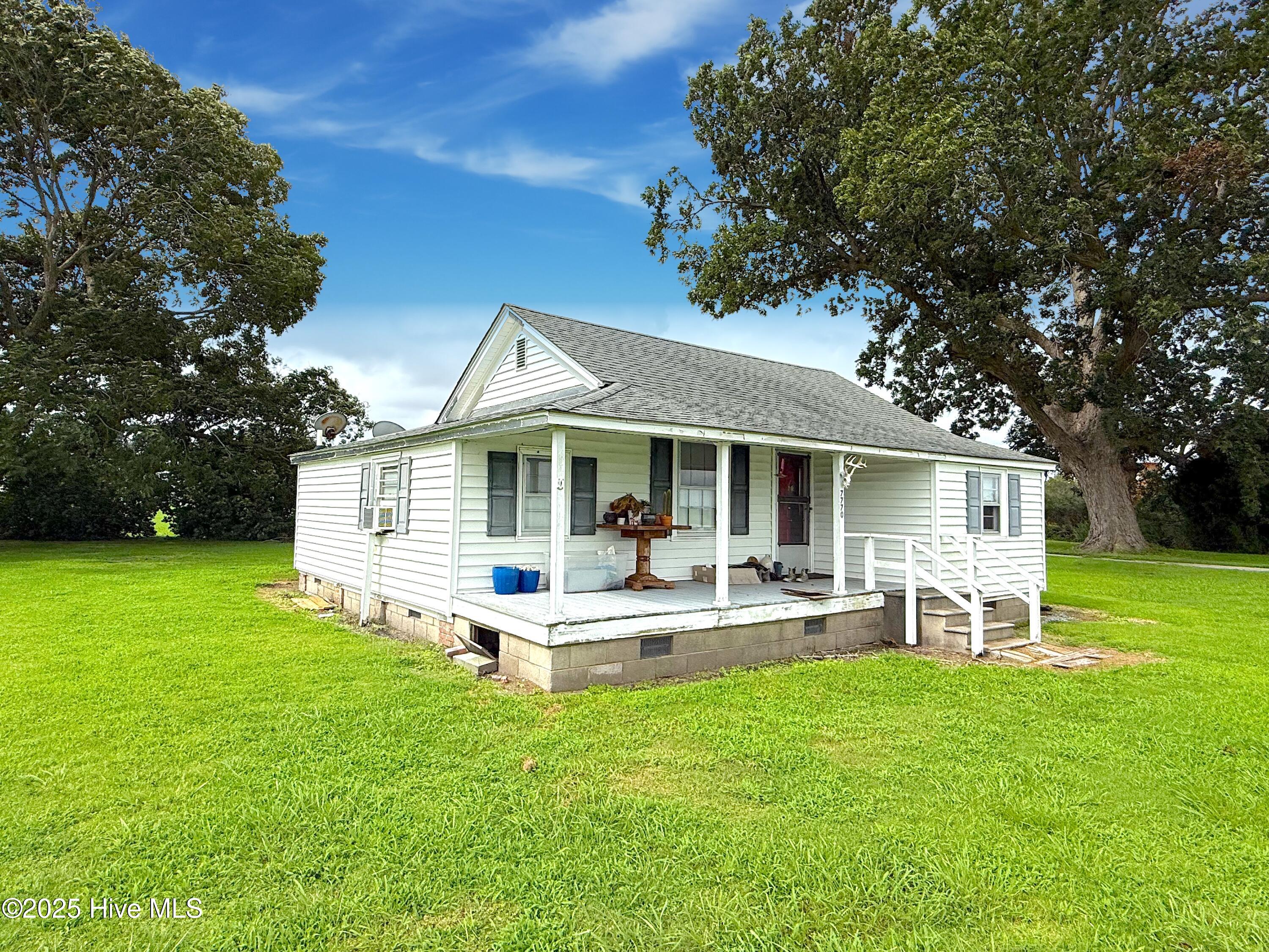 7760 Piney Woods Road