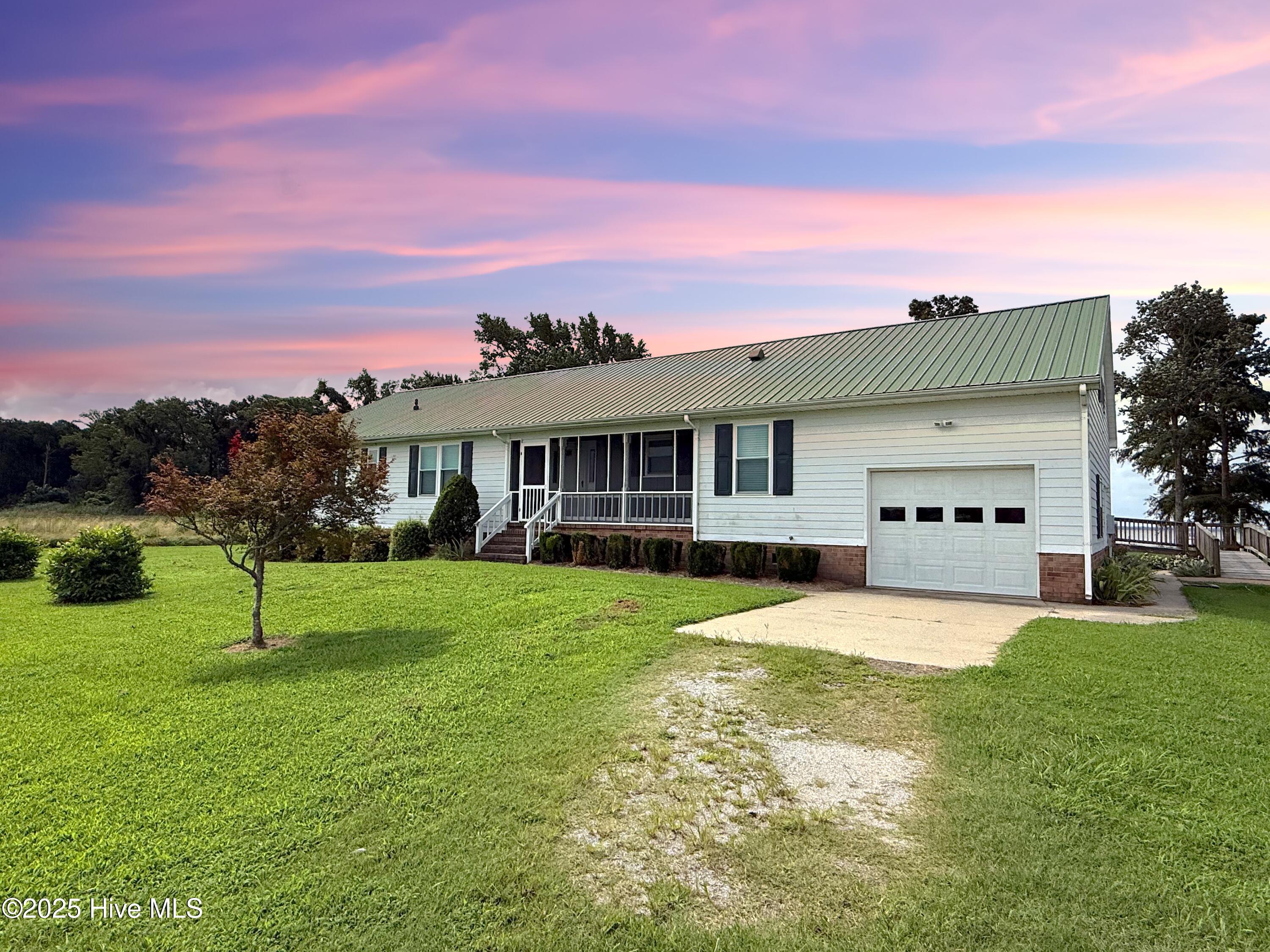 7760 Piney Woods Road