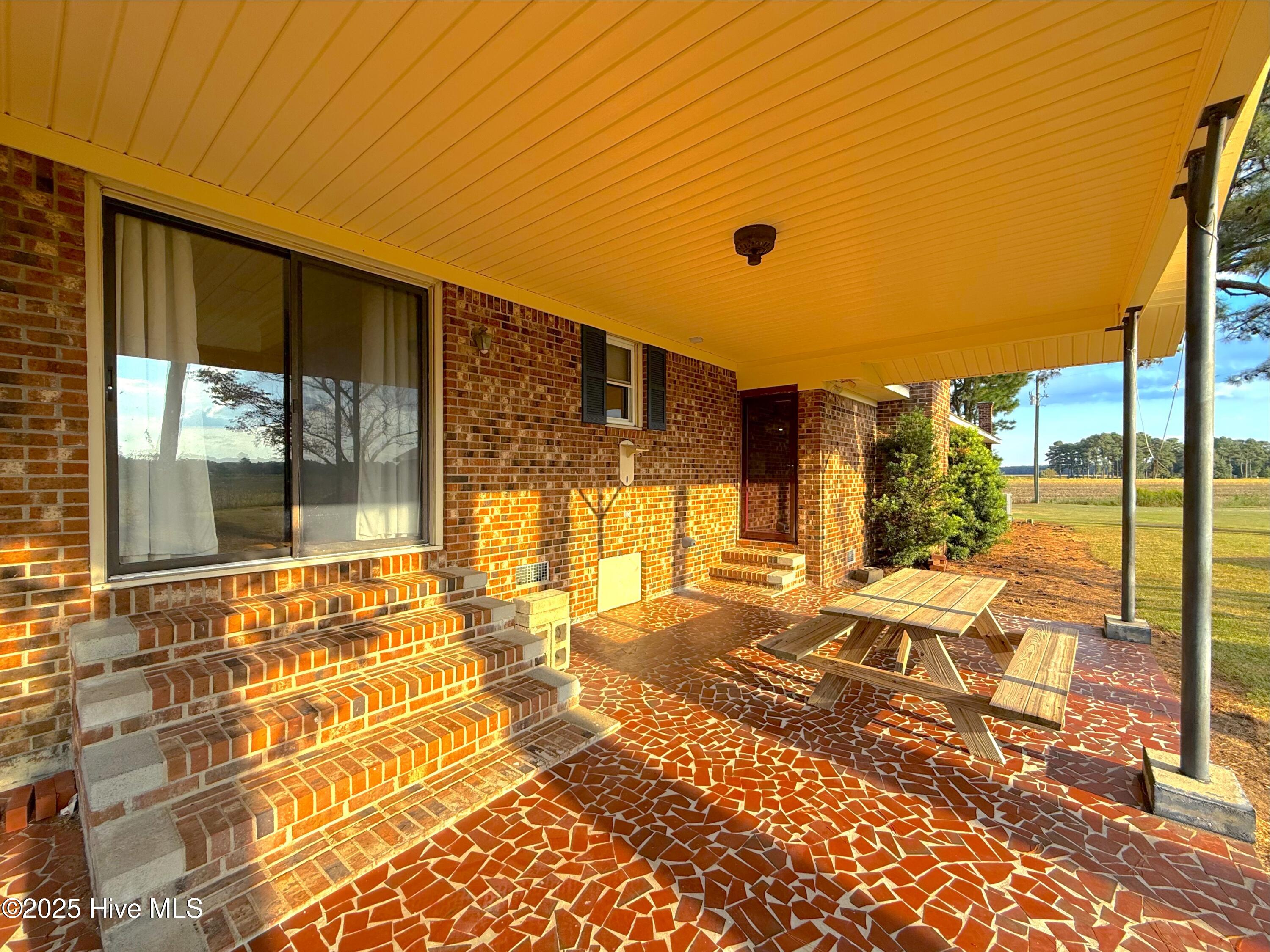 1591 Pat'S Road