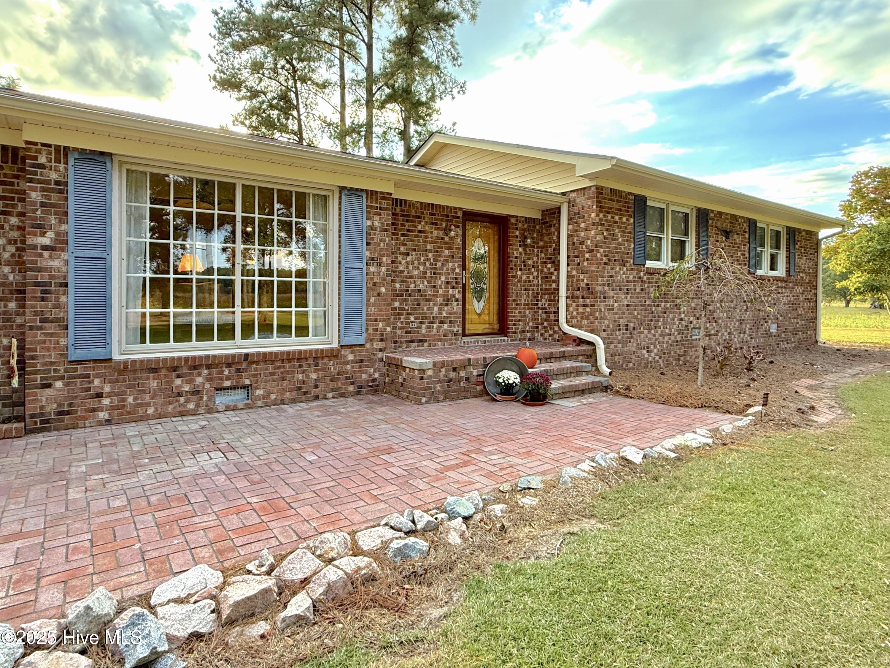 1591 Pat'S Road