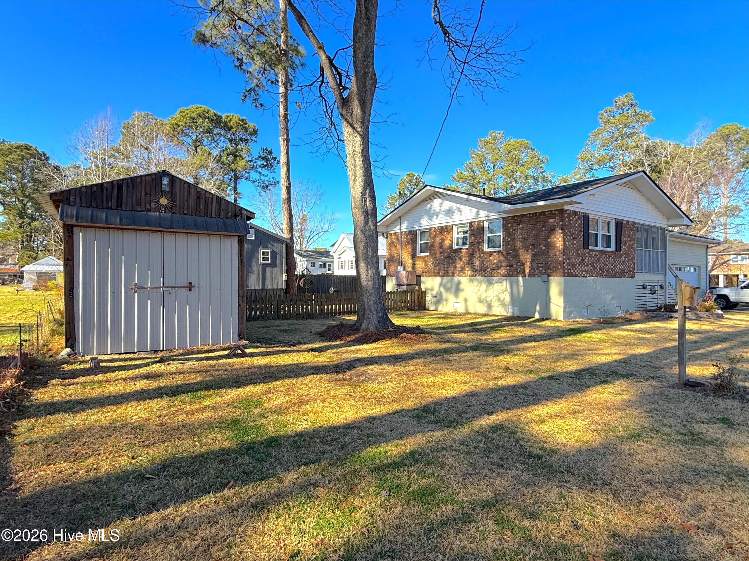 387 Riverview Street