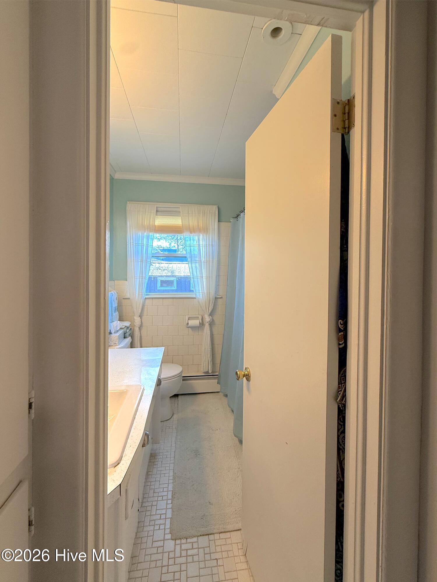 387 Riverview Street