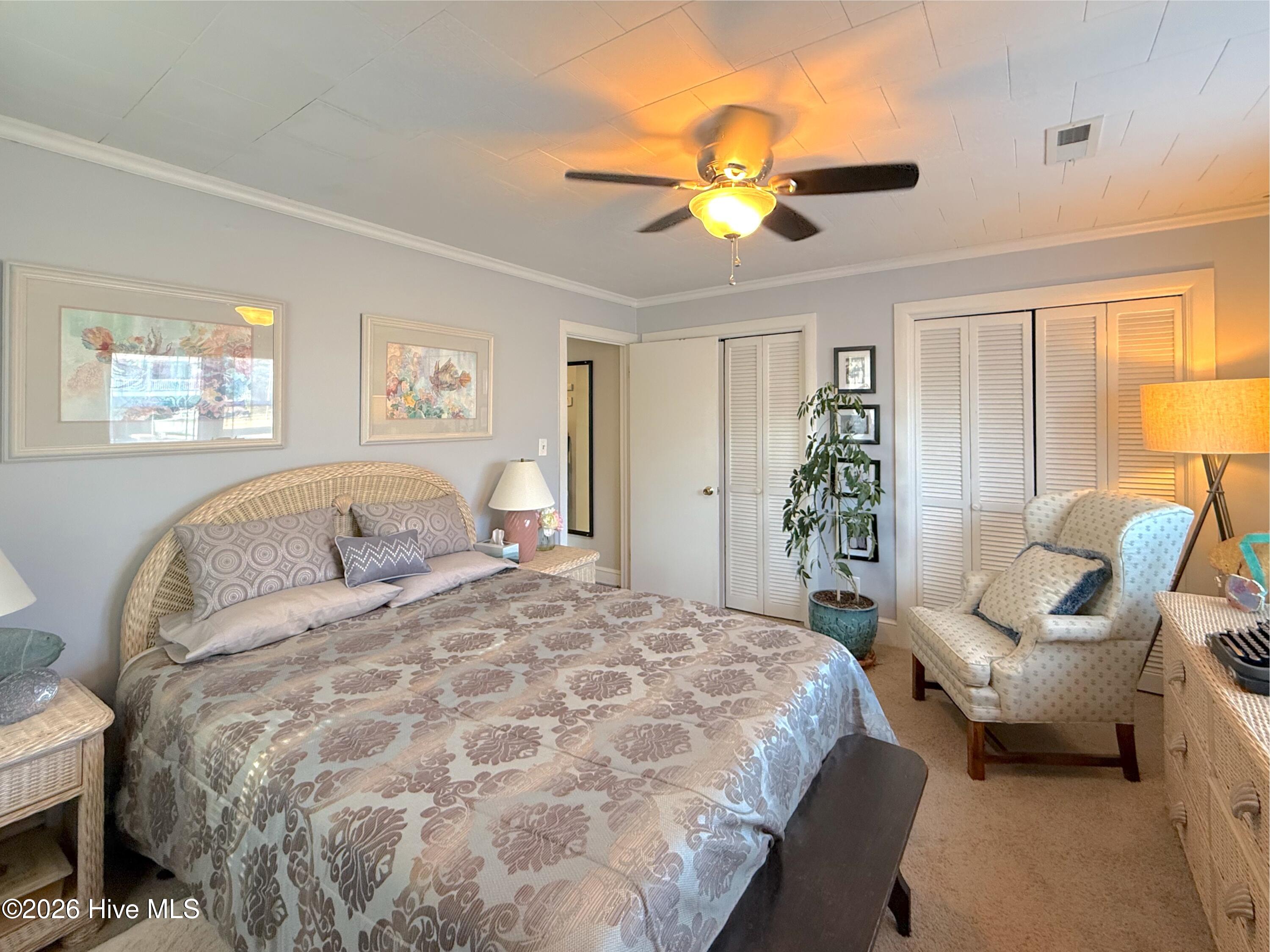 387 Riverview Street