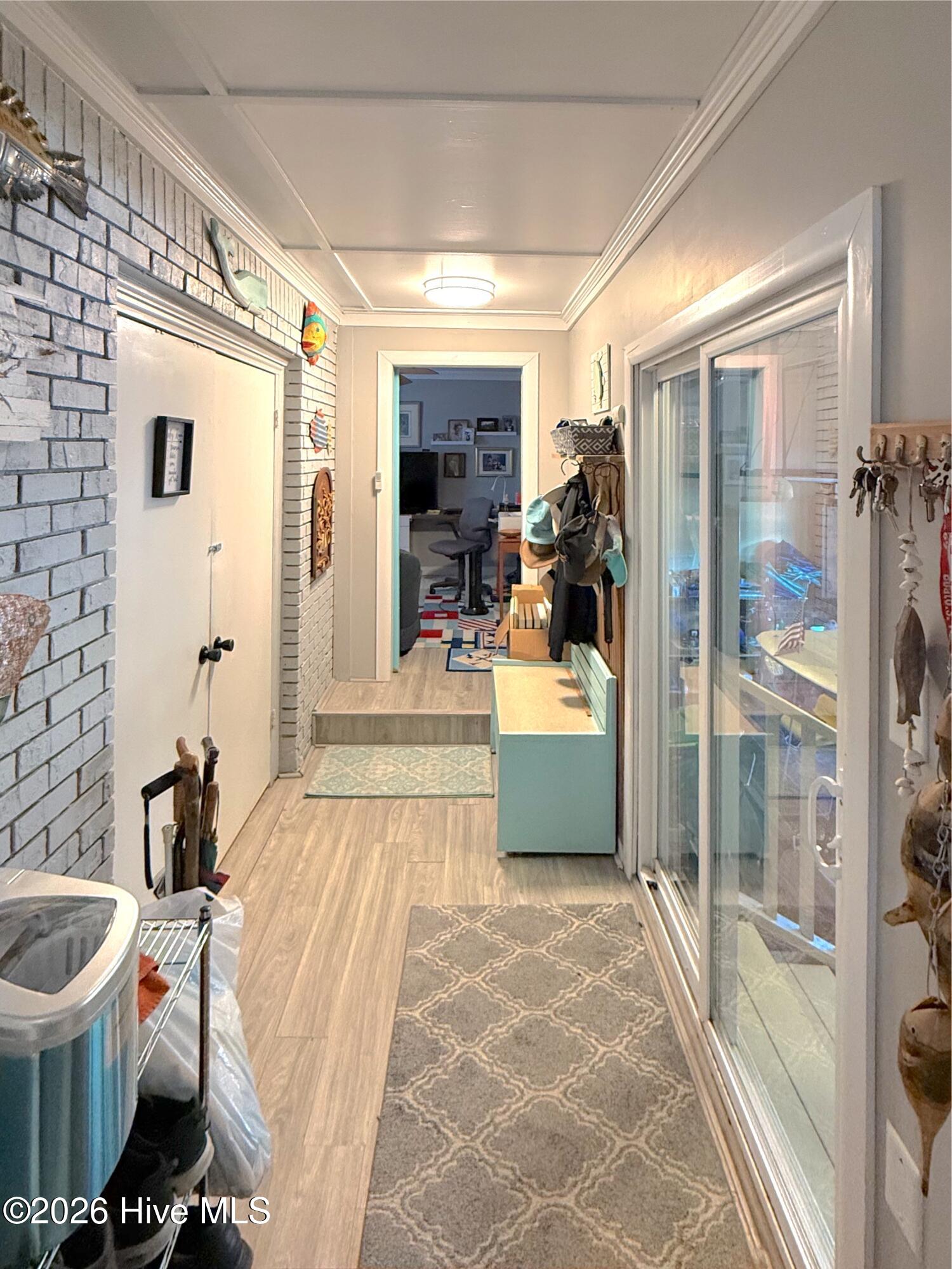 387 Riverview Street