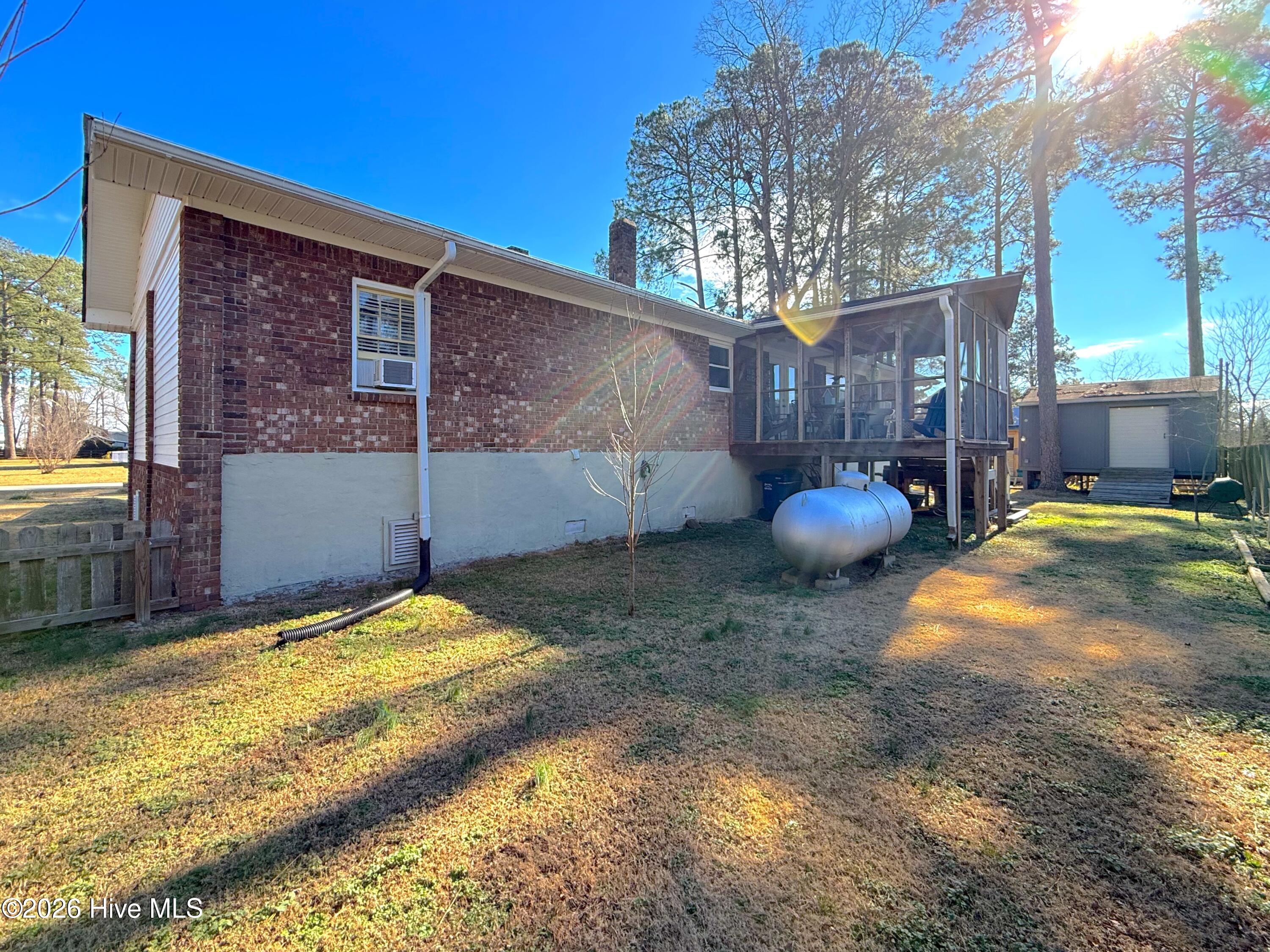387 Riverview Street