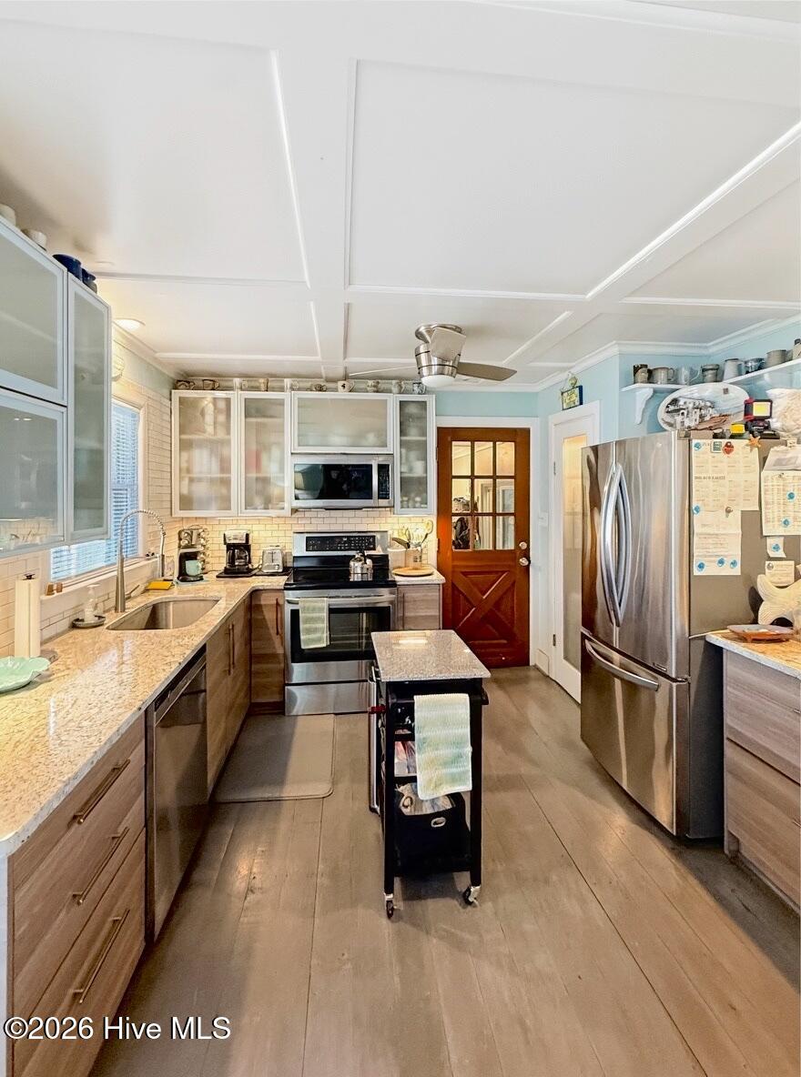 387 Riverview Street