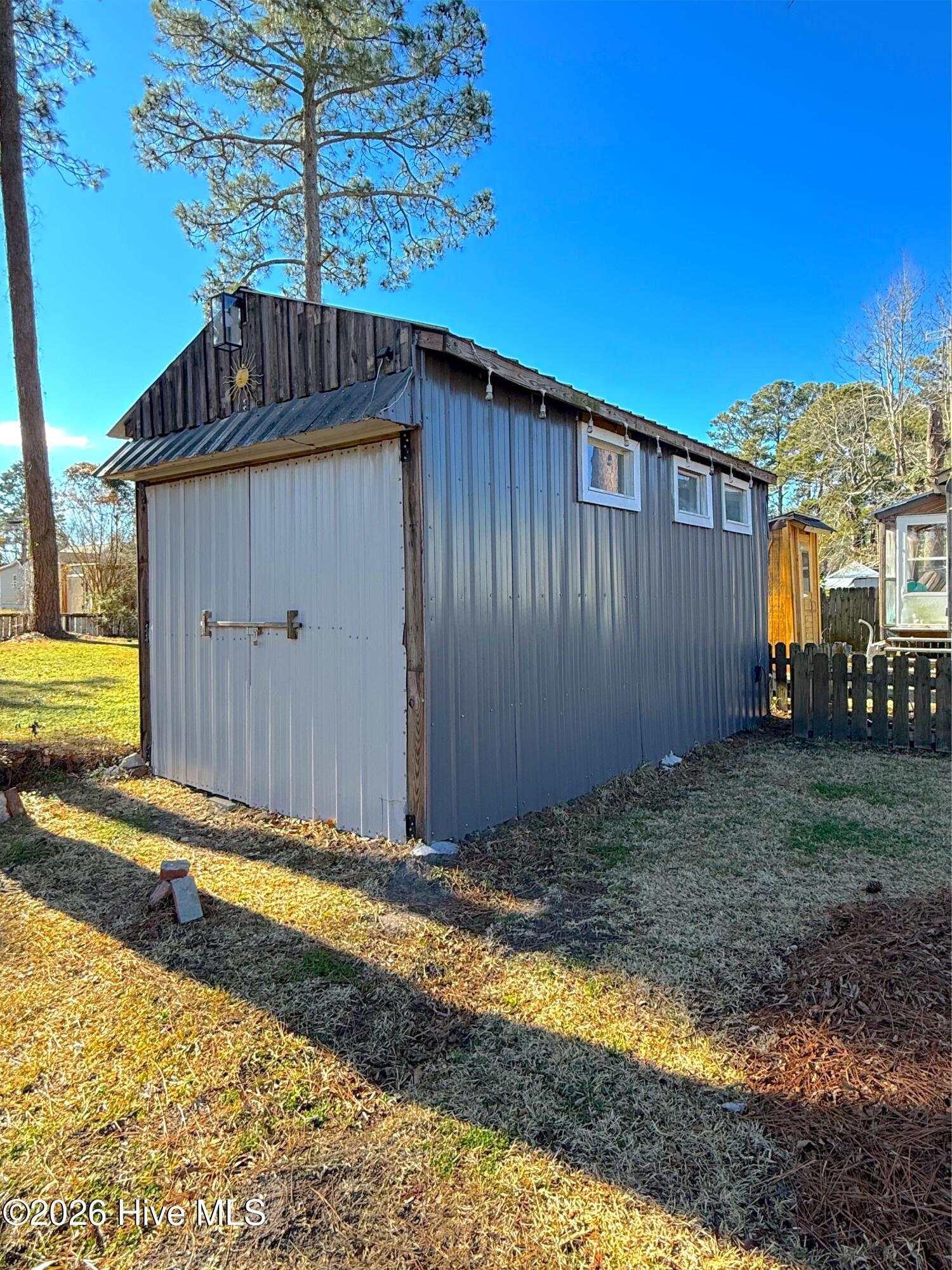 387 Riverview Street