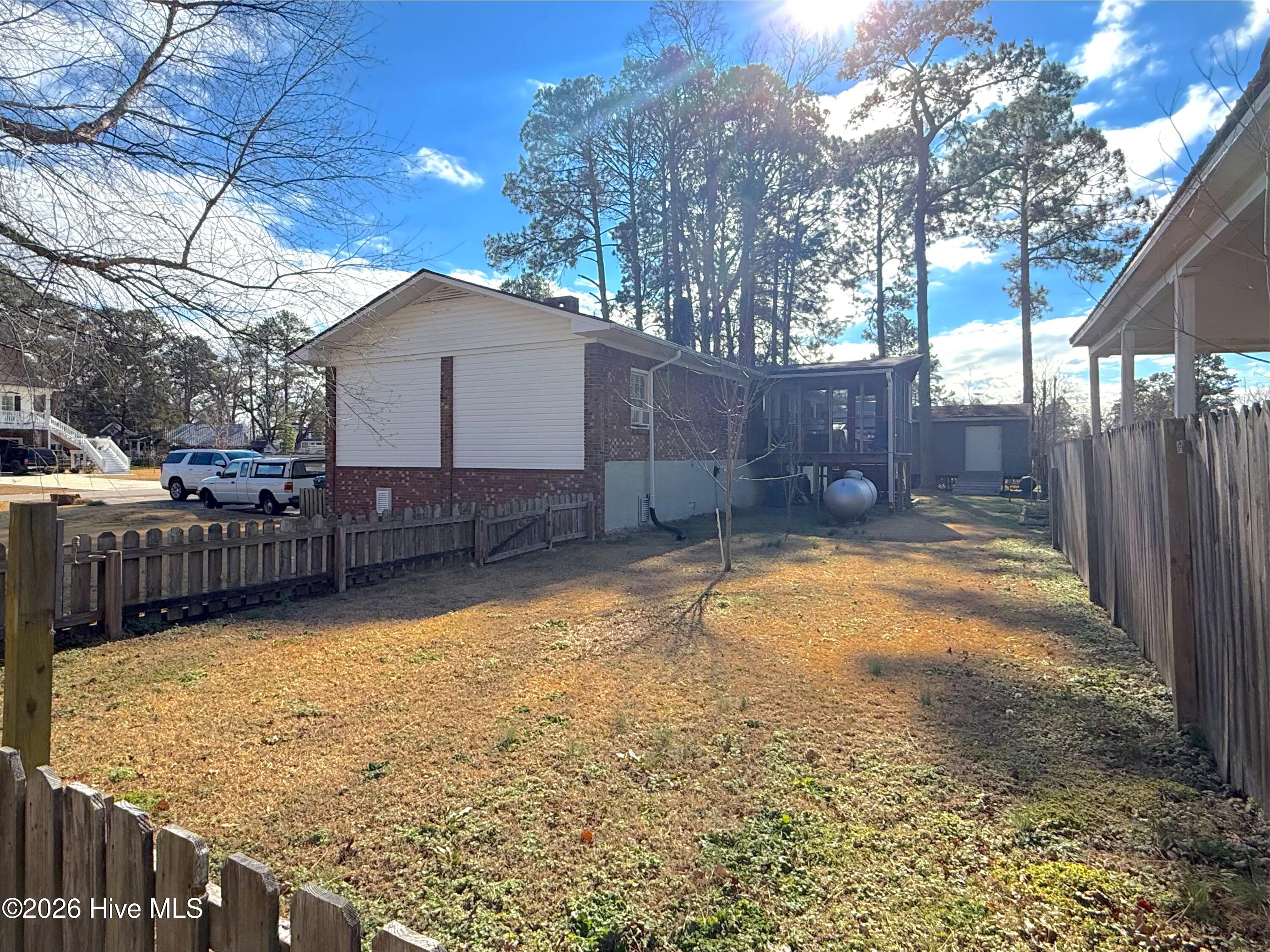 387 Riverview Street