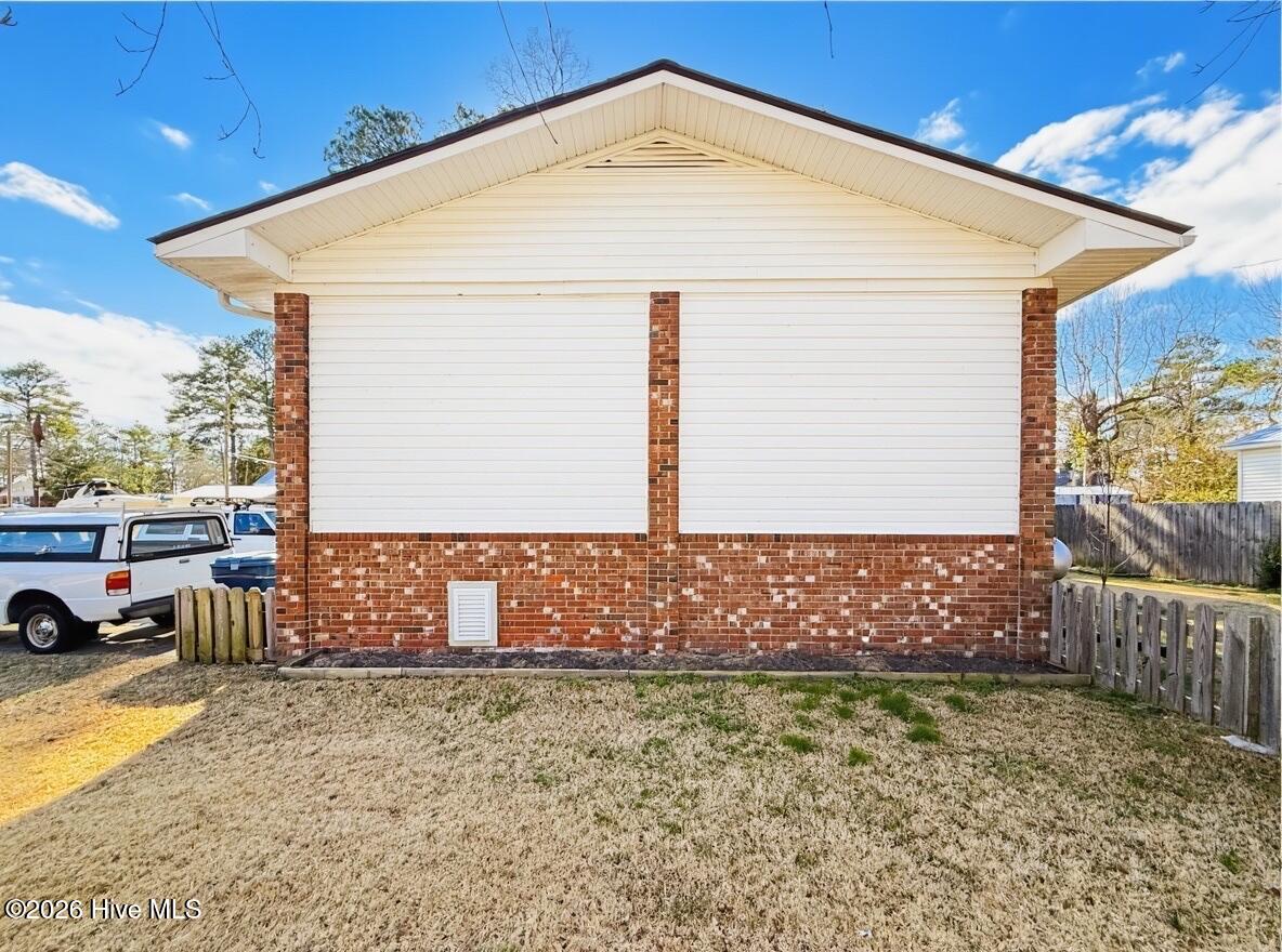 387 Riverview Street