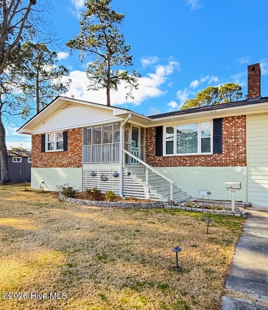 387 Riverview Street