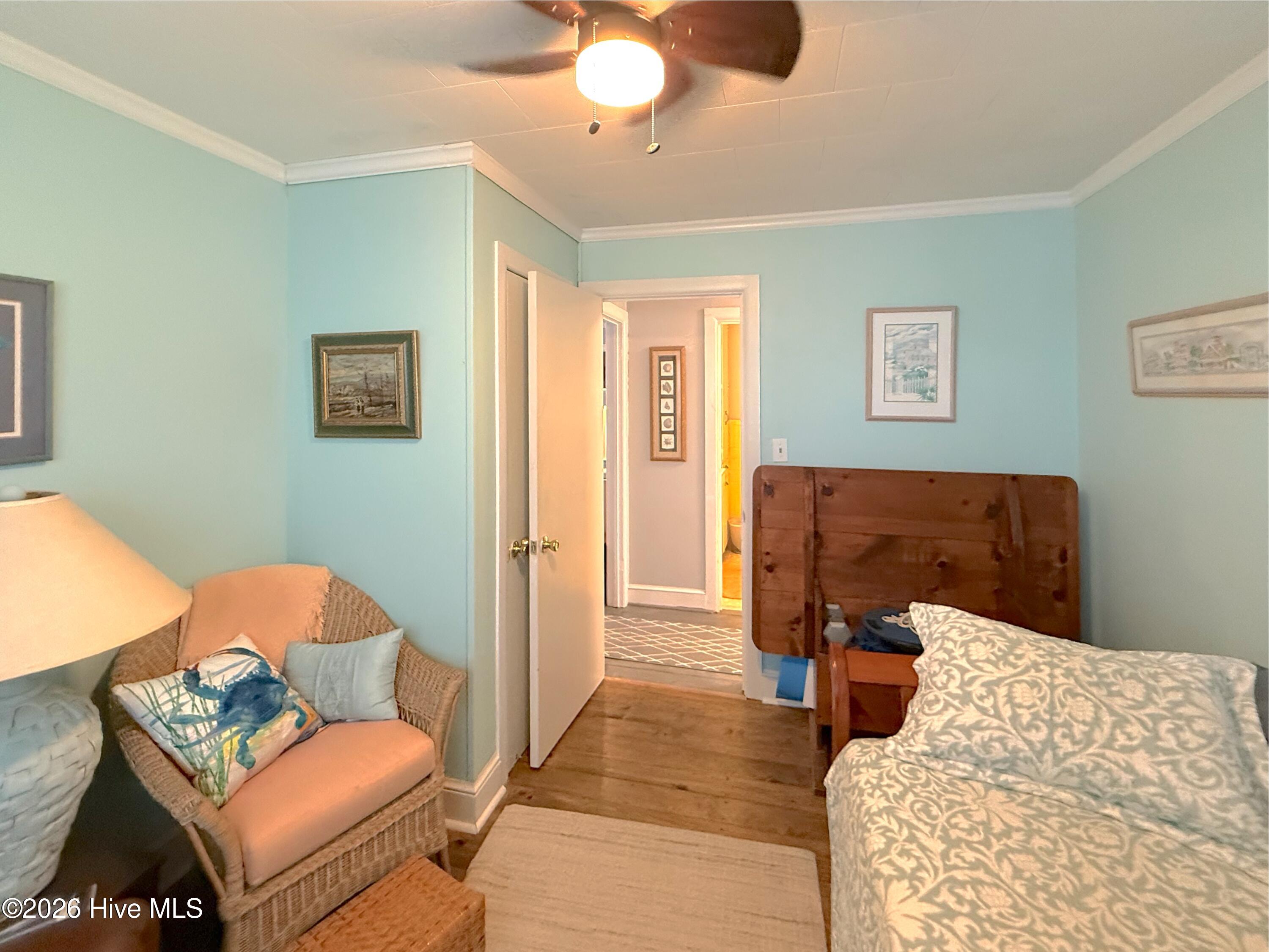 387 Riverview Street