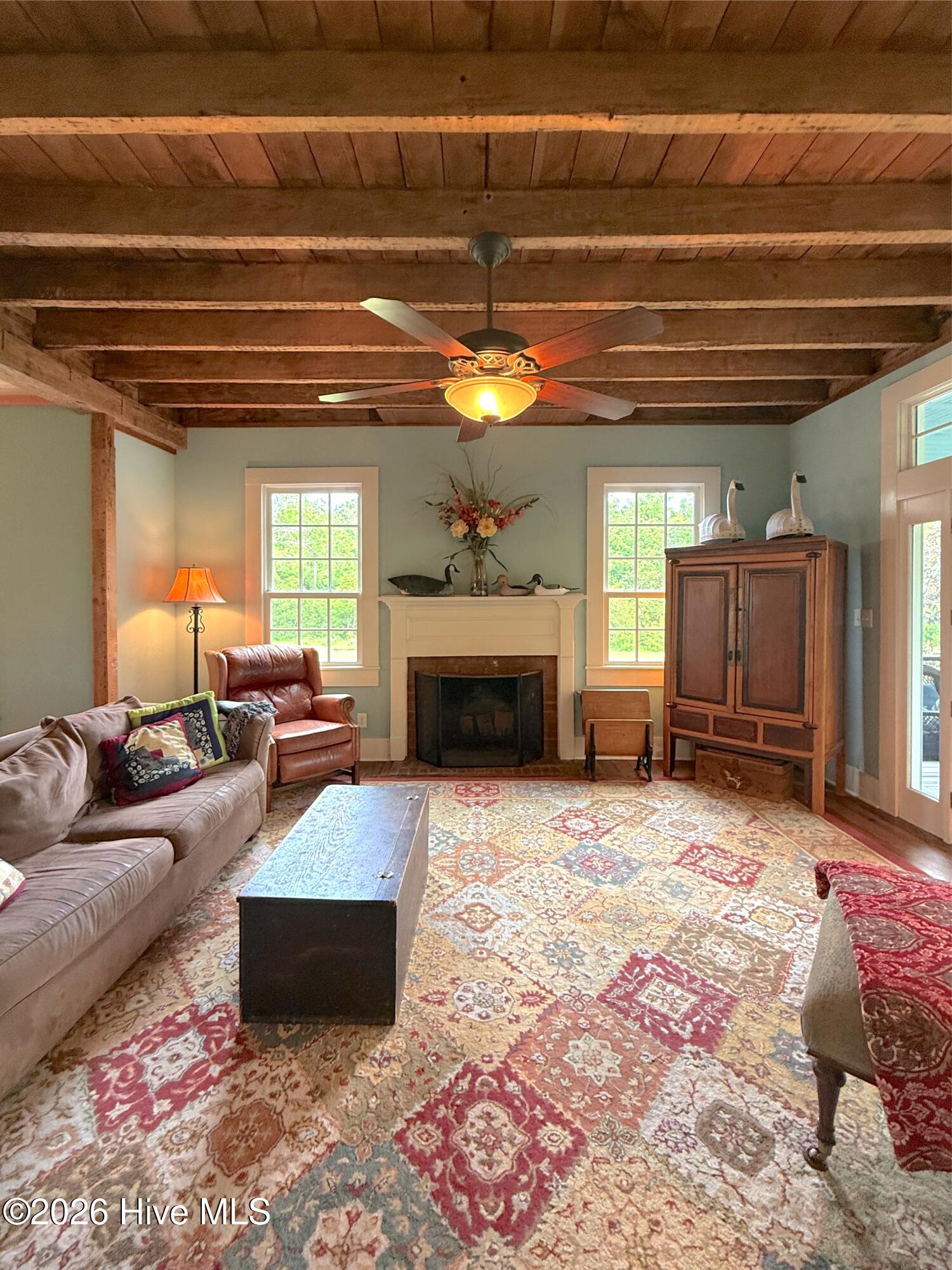 6386 Piney Woods Road