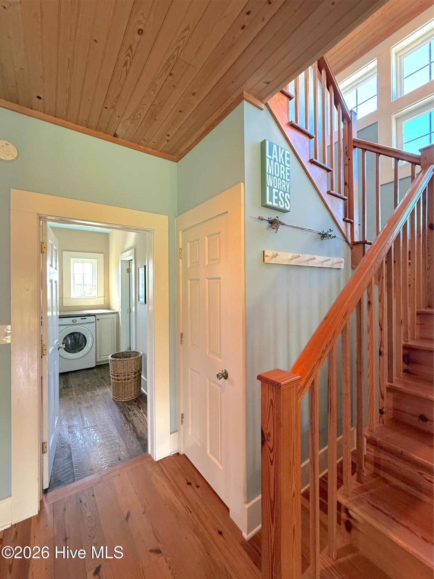 6386 Piney Woods Road
