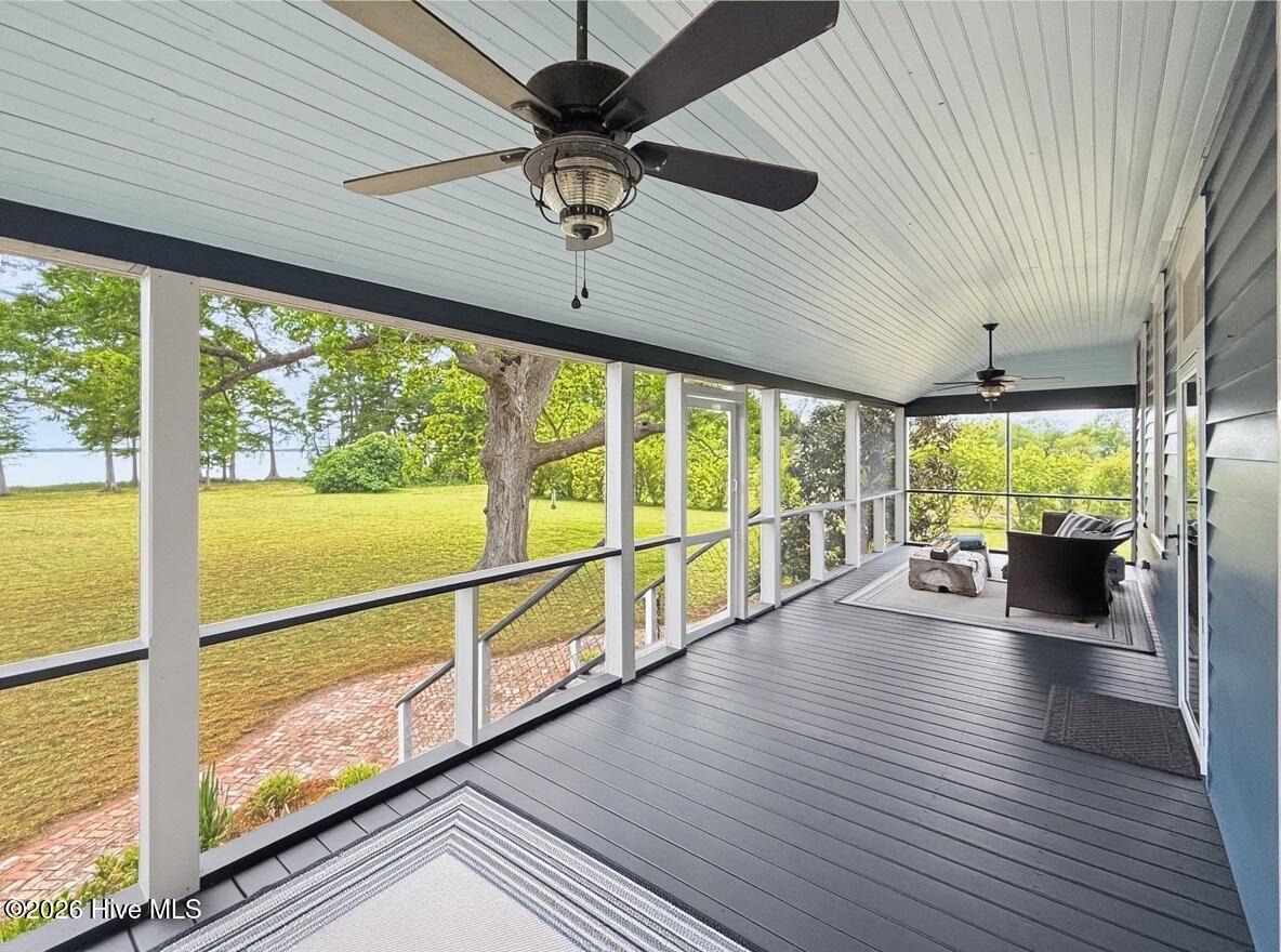 6386 Piney Woods Road