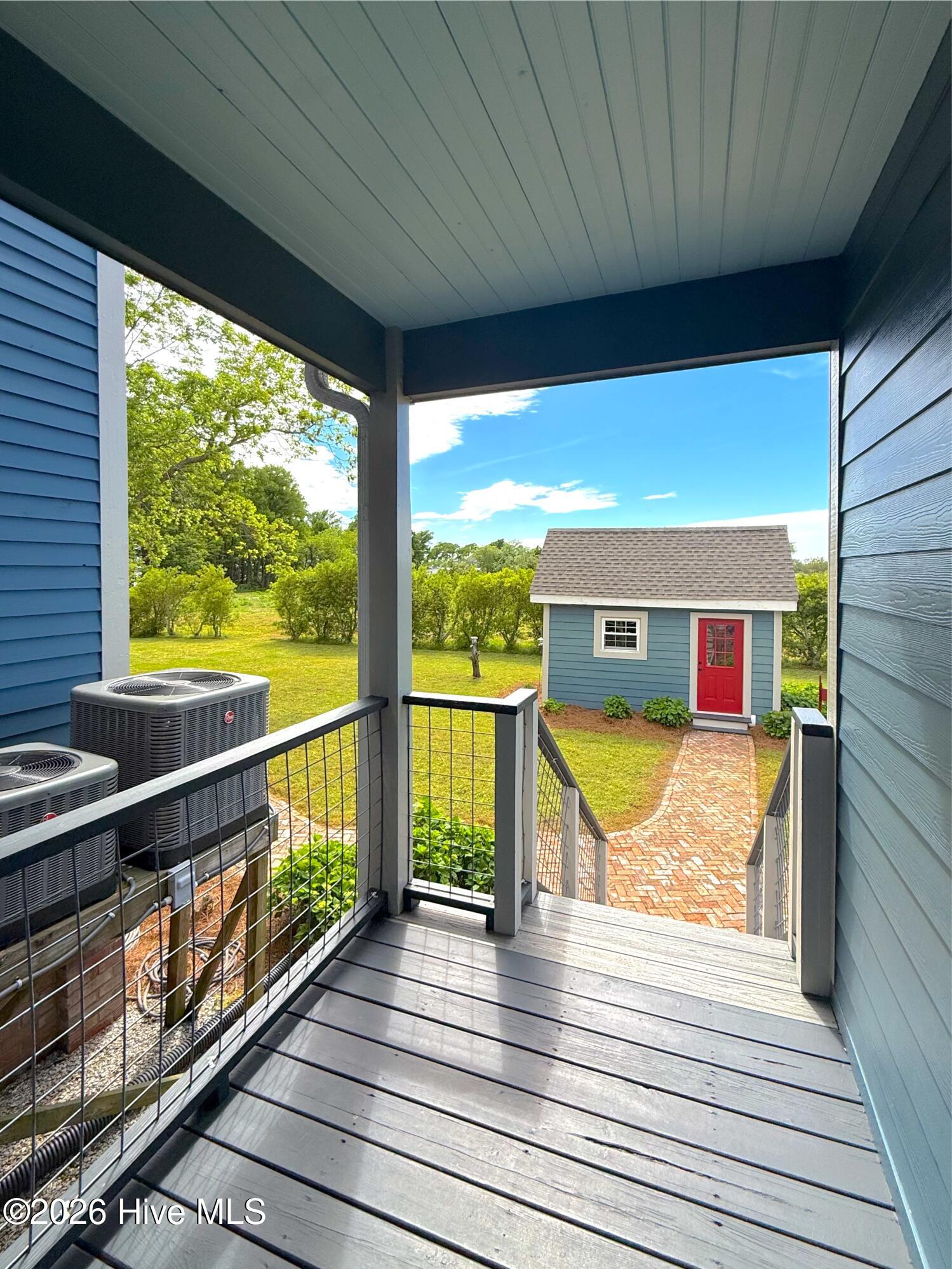 6386 Piney Woods Road