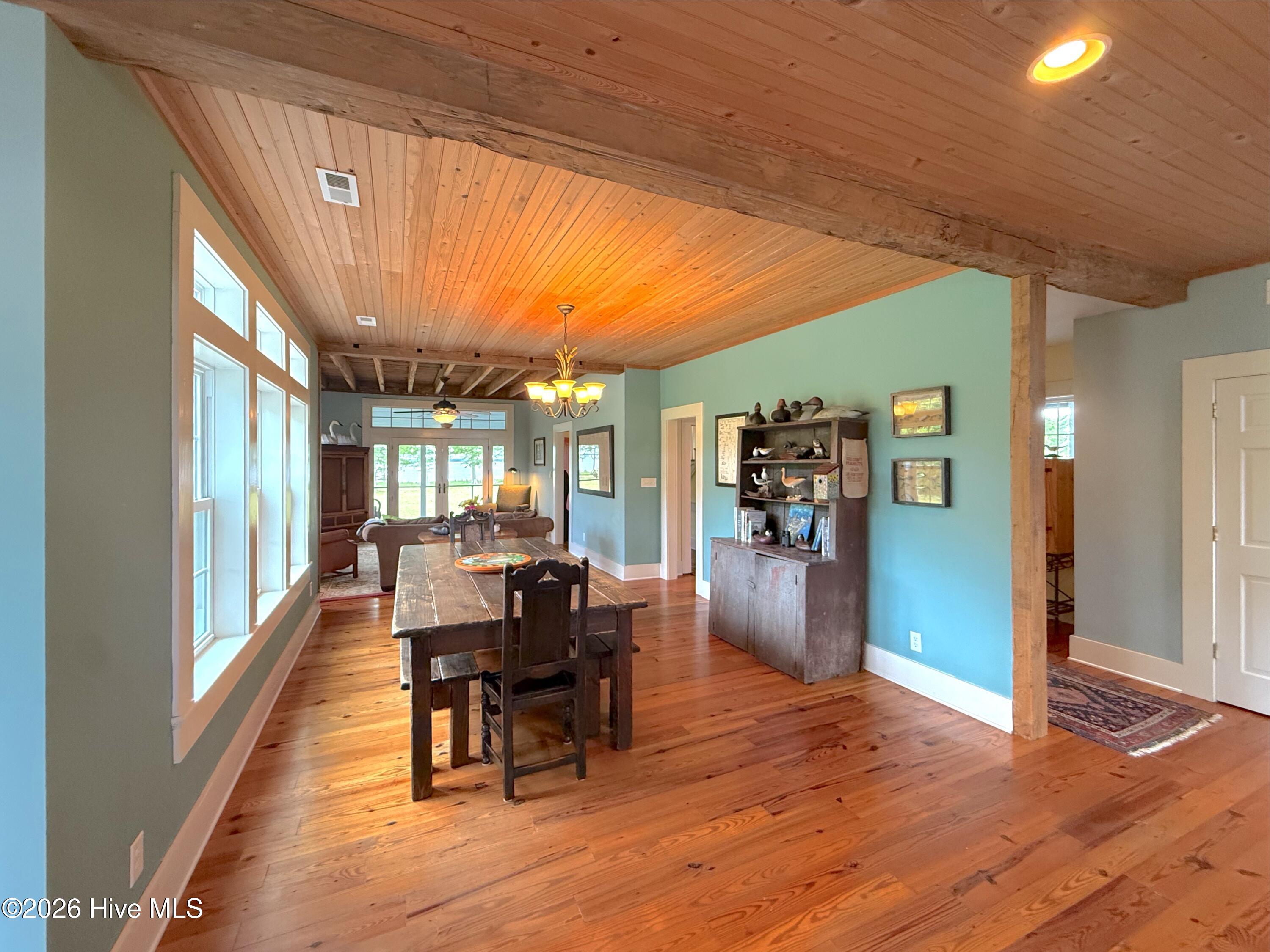 6386 Piney Woods Road