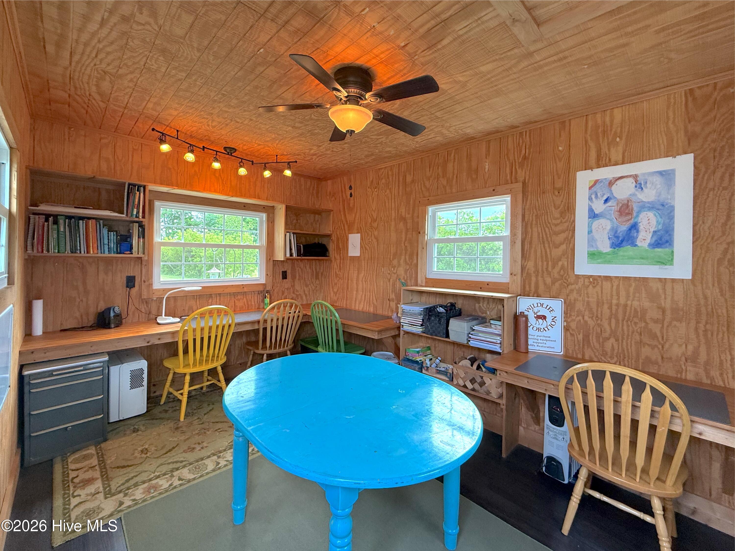 6386 Piney Woods Road