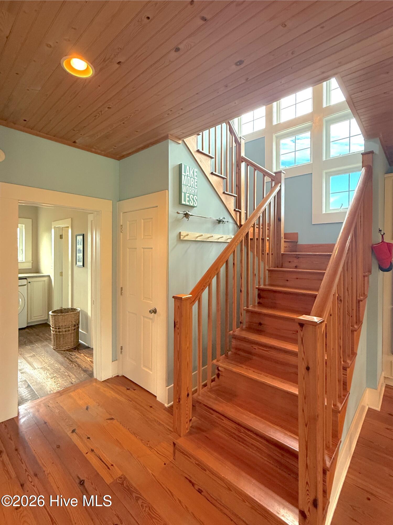 6386 Piney Woods Road