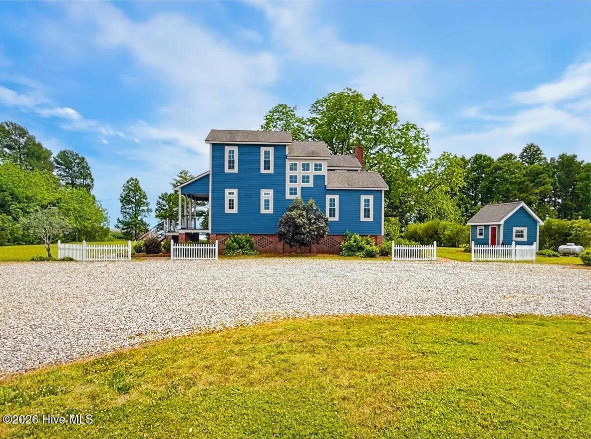 6386 Piney Woods Road