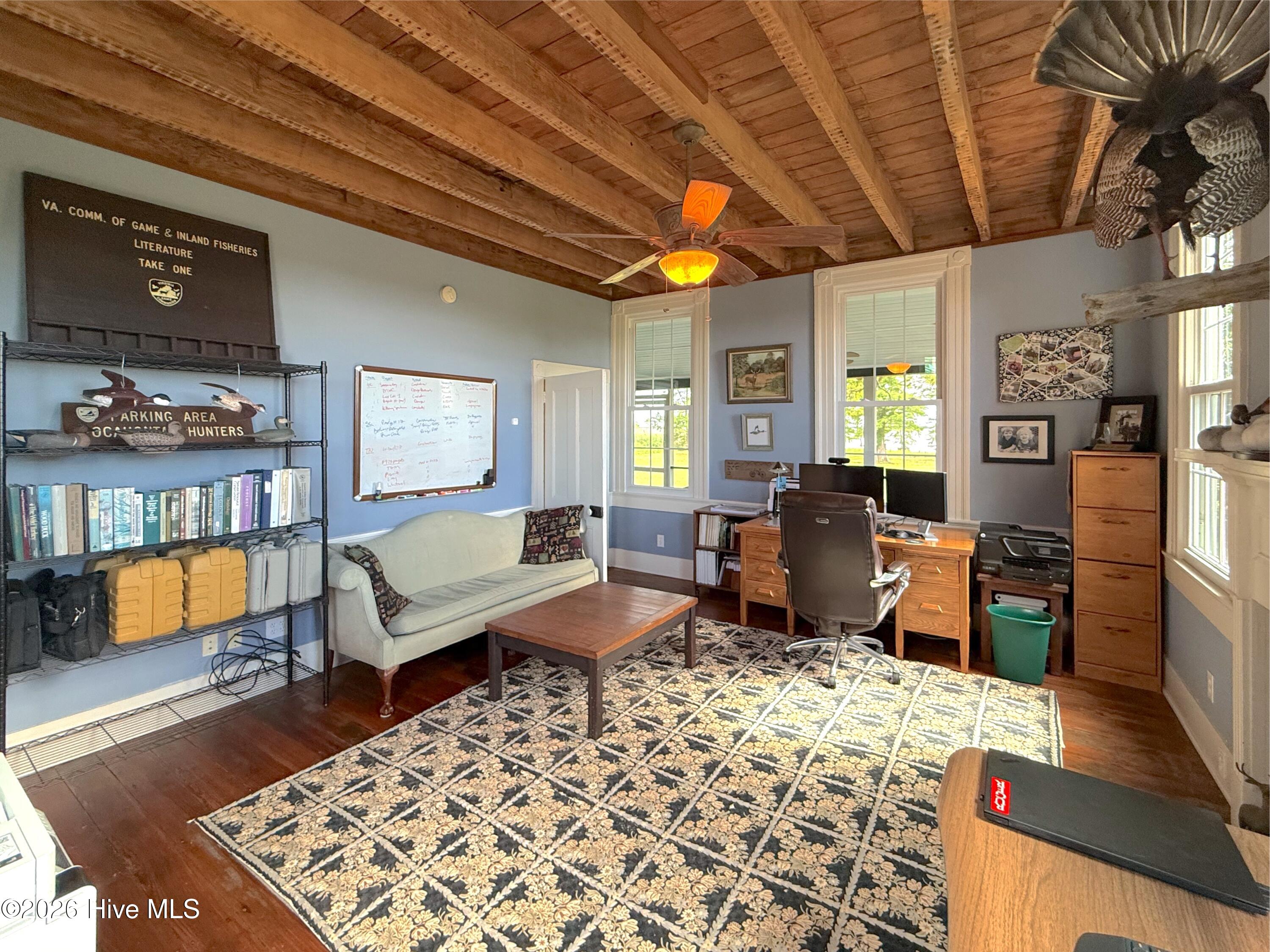 6386 Piney Woods Road