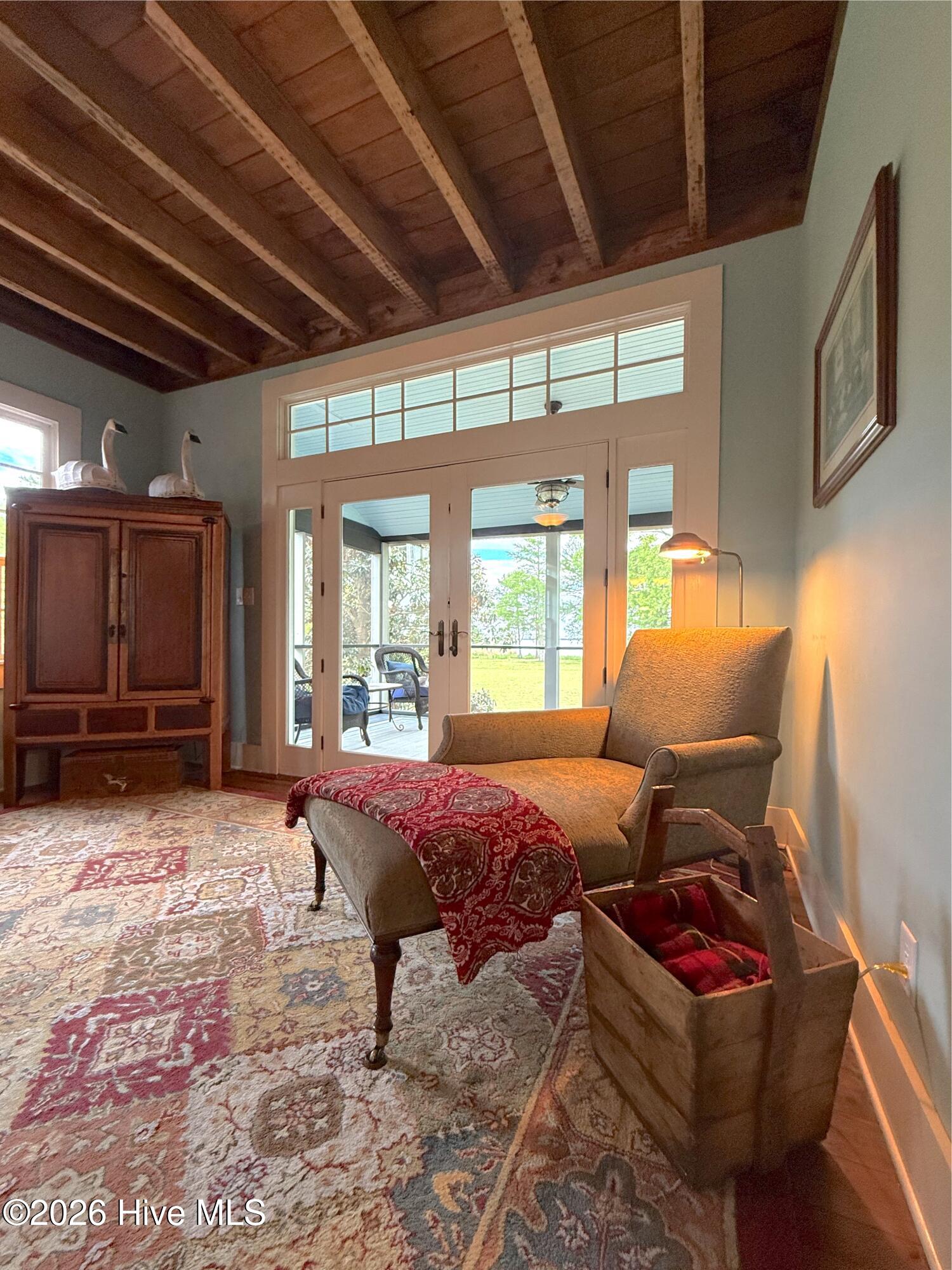 6386 Piney Woods Road