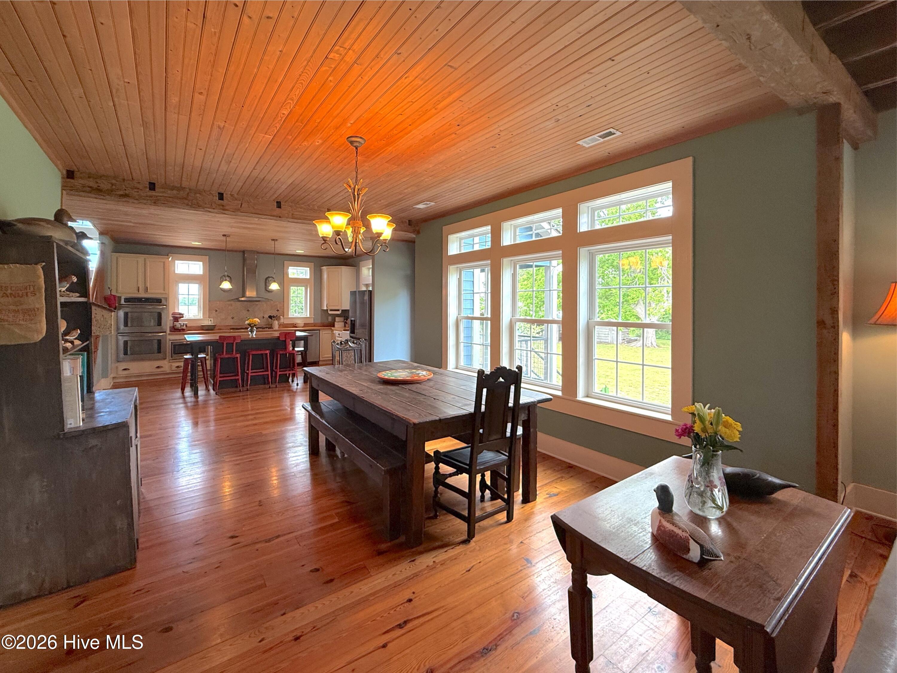 6386 Piney Woods Road