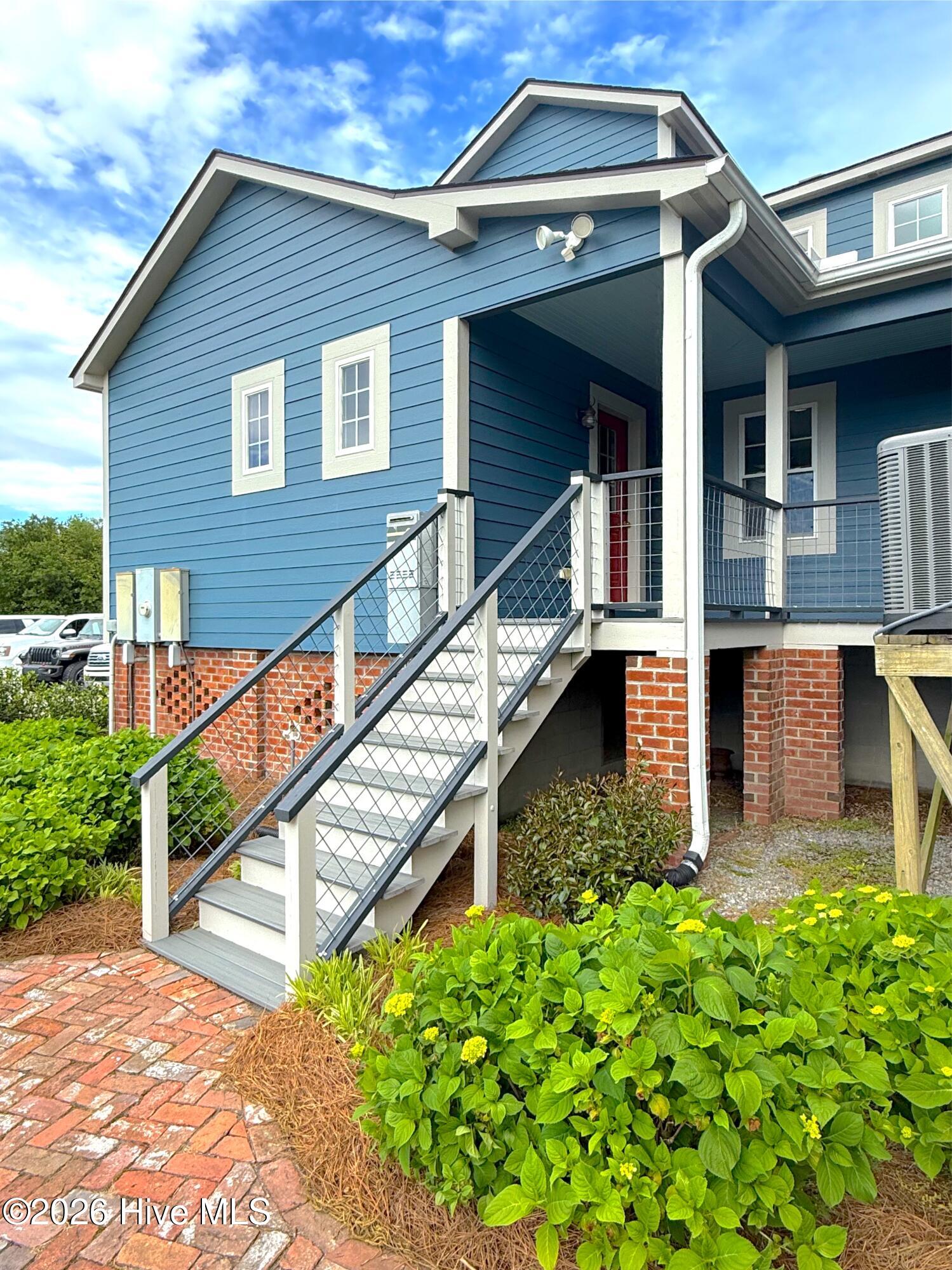 6386 Piney Woods Road