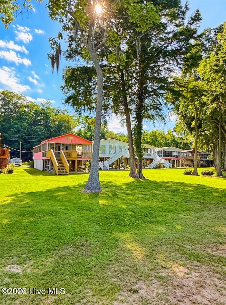 780 Hollis Drive