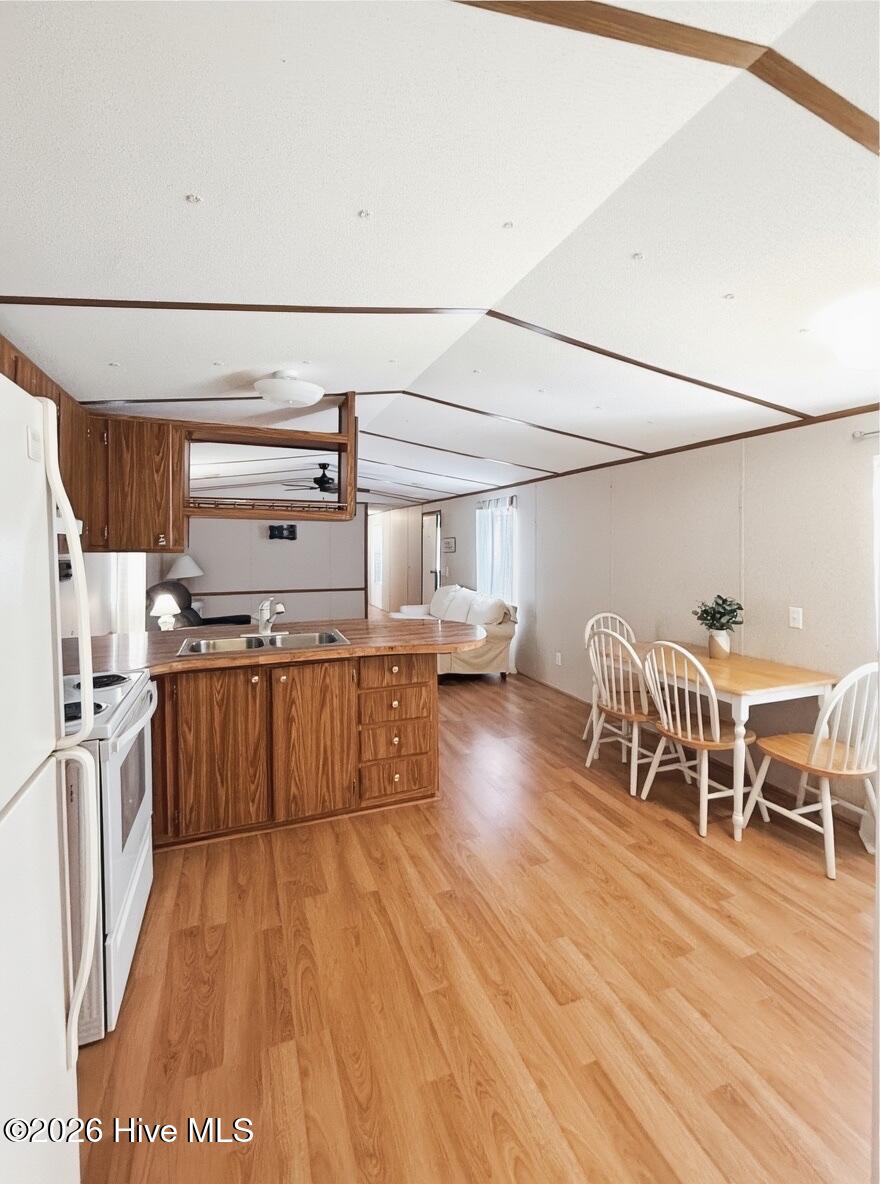 780 Hollis Drive