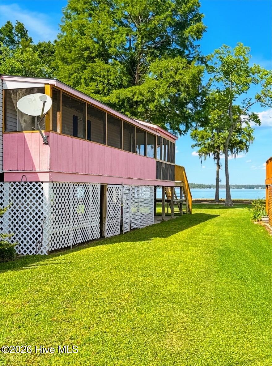 780 Hollis Drive