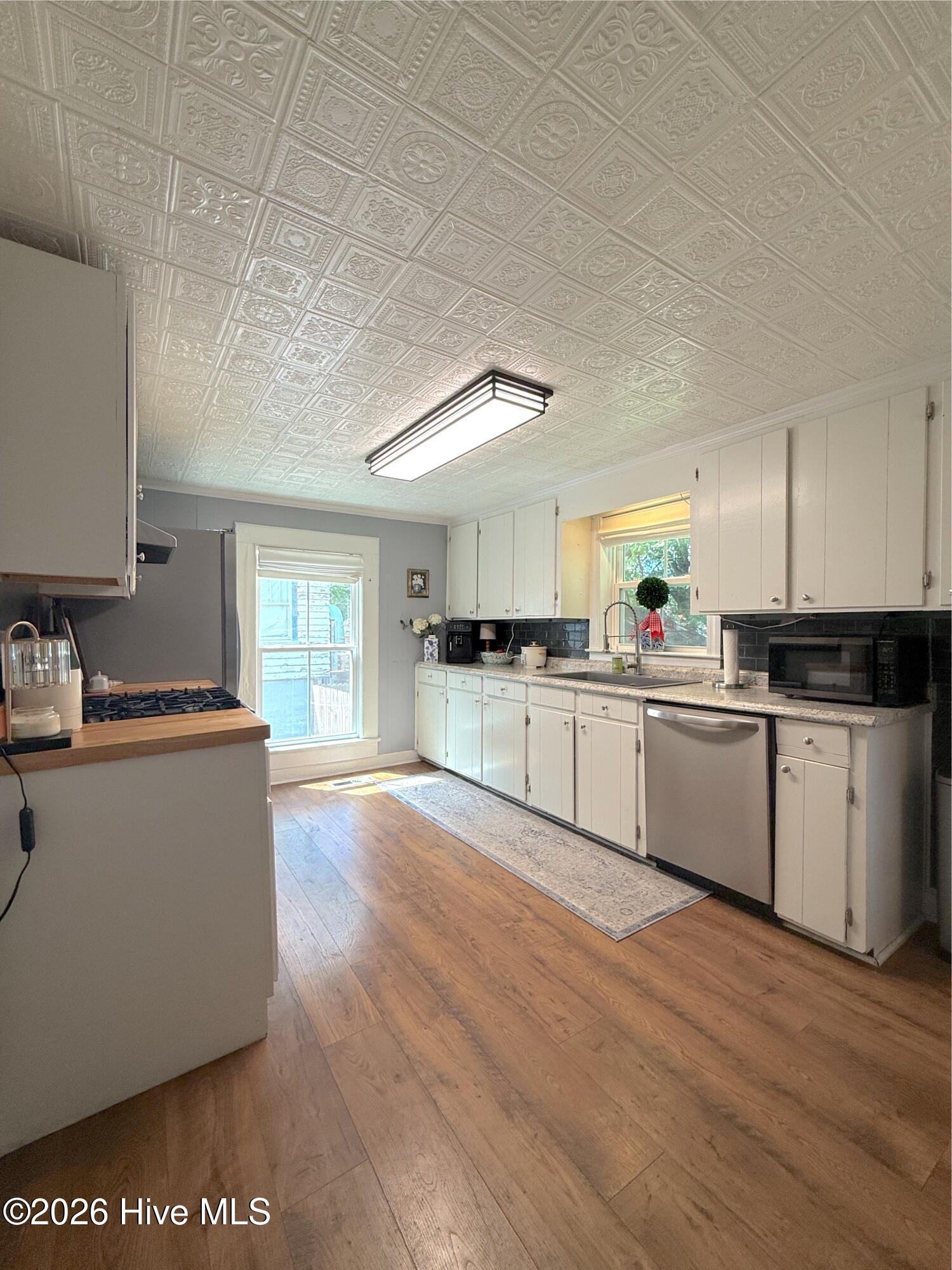 649 E Main Street