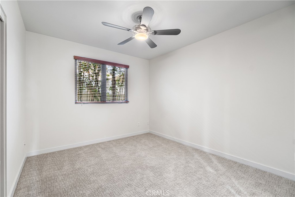 1542 Manhattan Beach Blvd