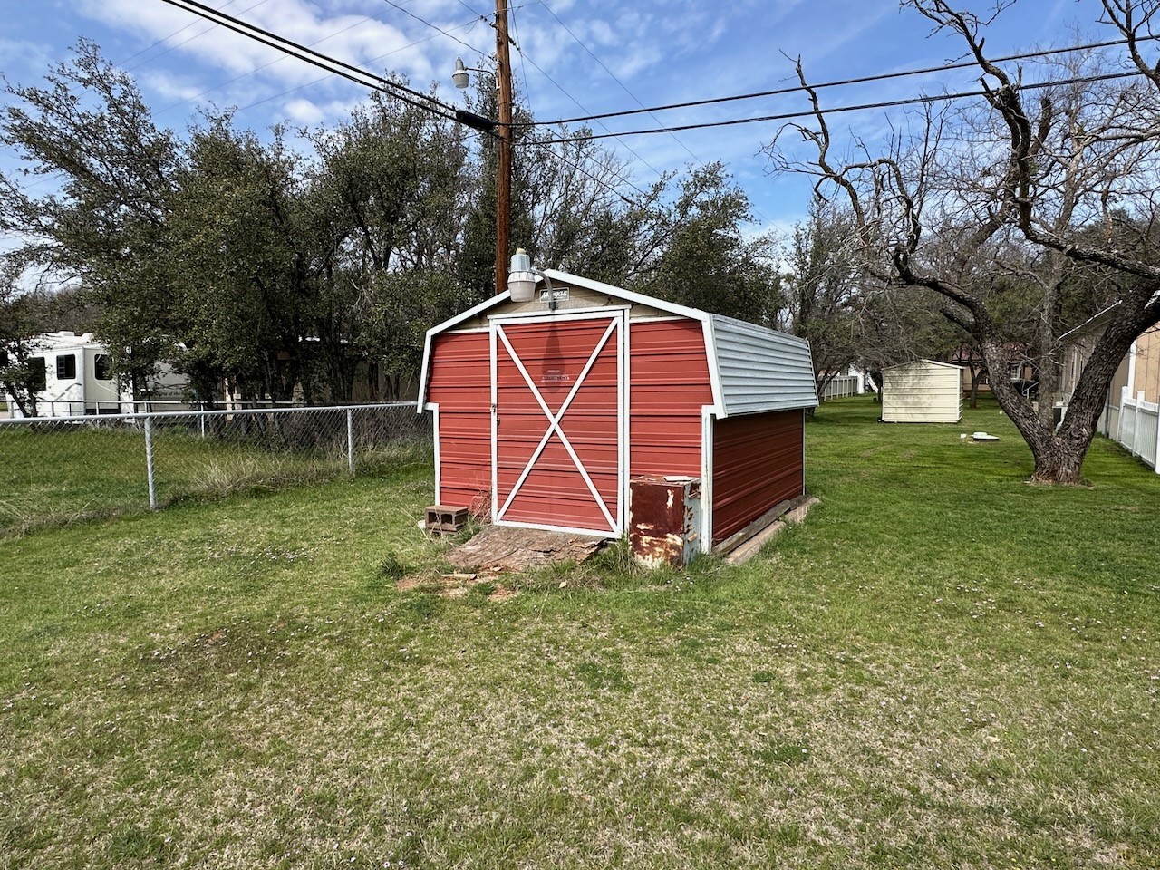 4310 Apache Drive