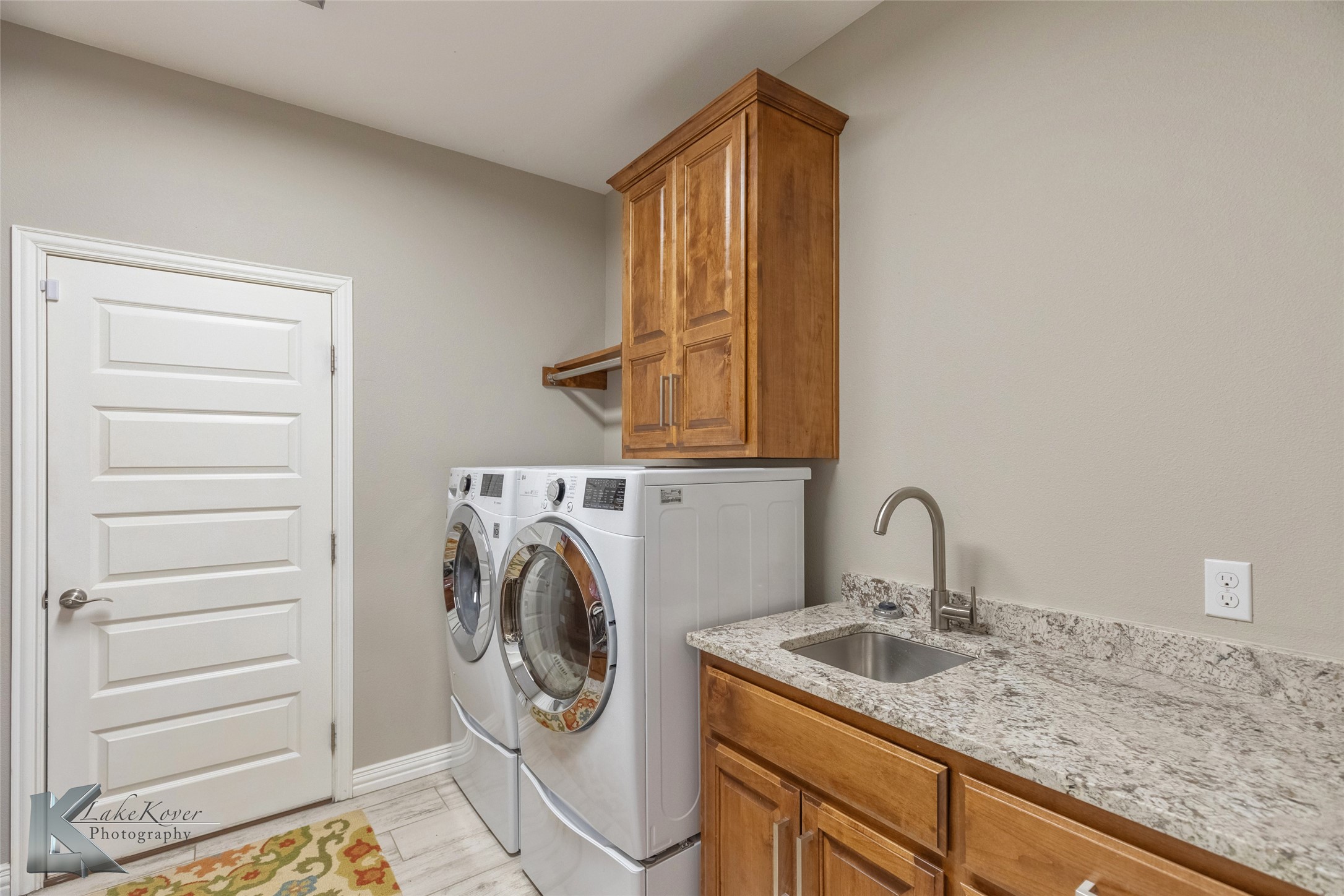 6809 Cedar Elm Drive