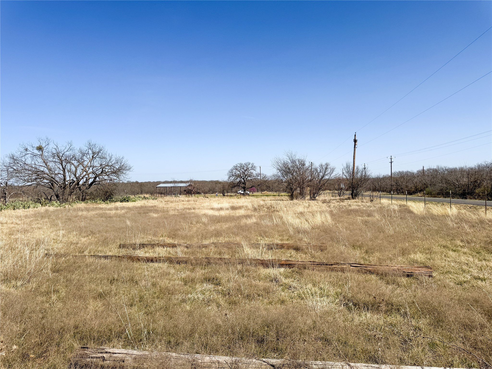 3300 Highway 569