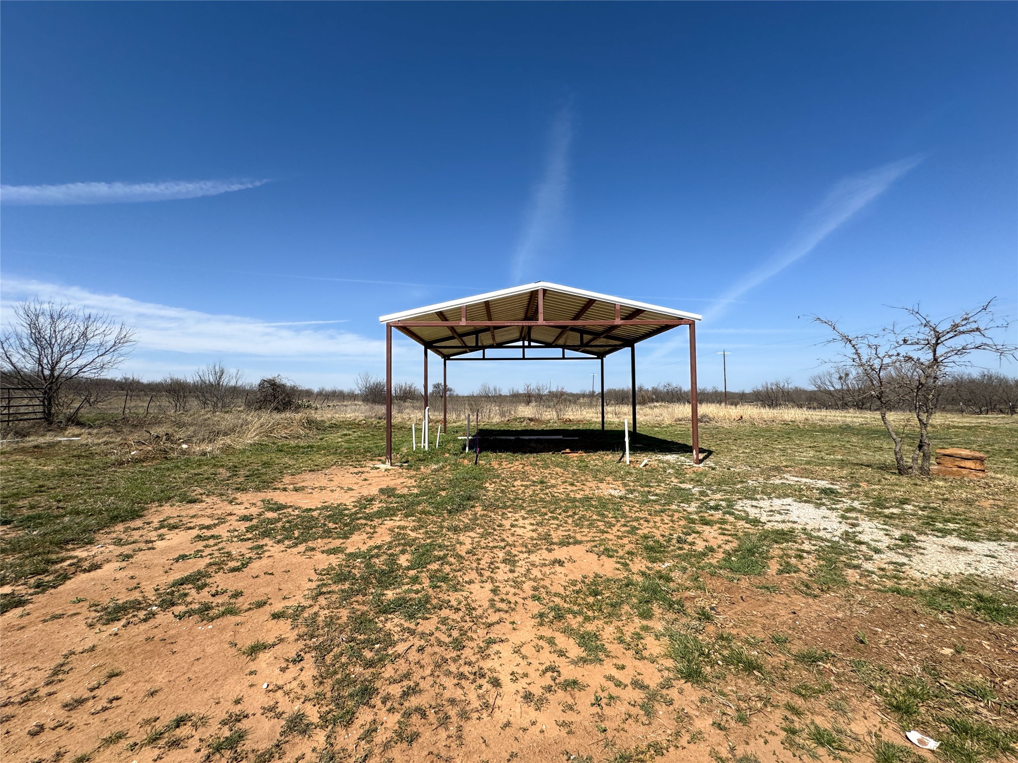 3300 Highway 569