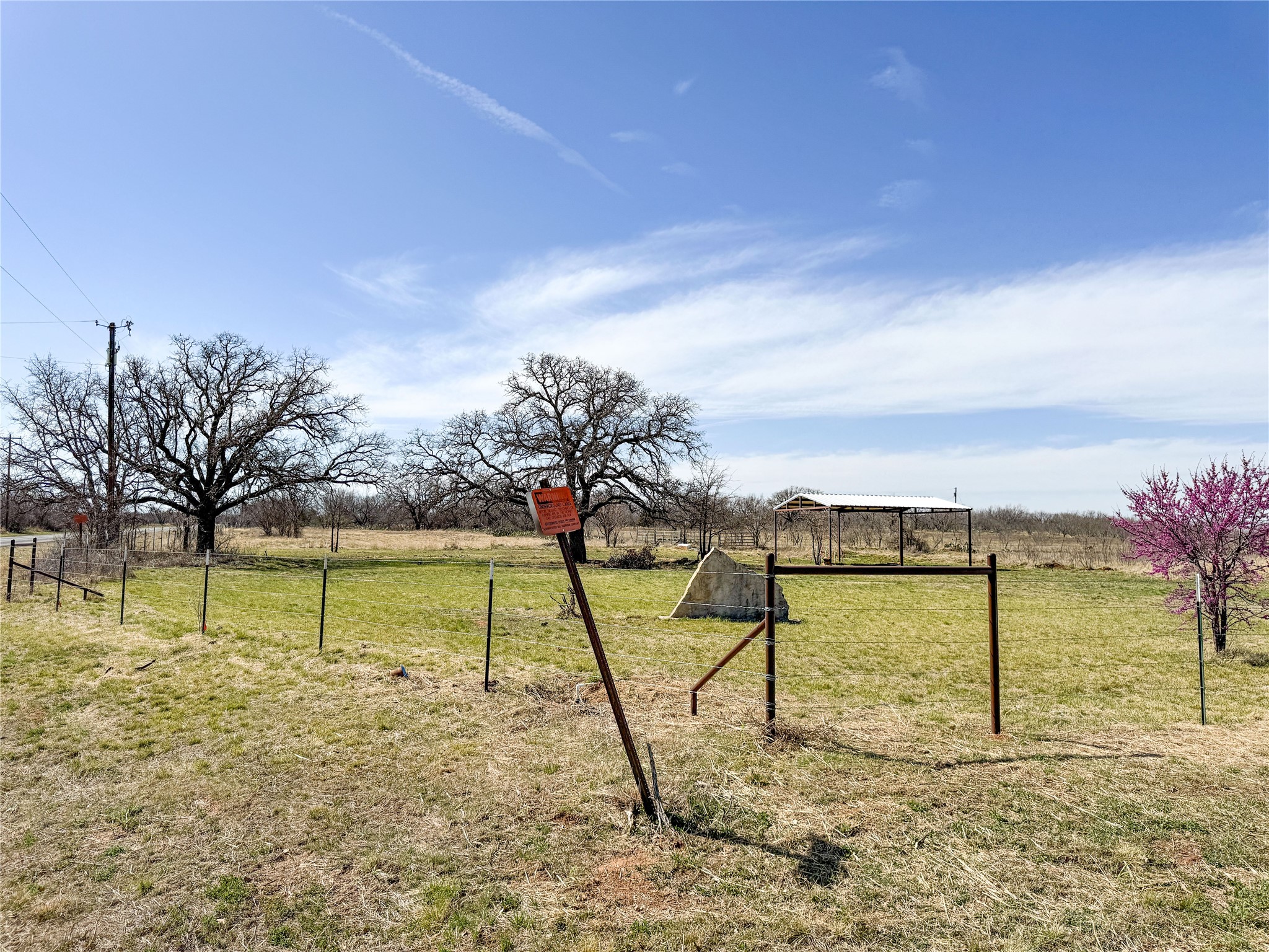 3300 Highway 569